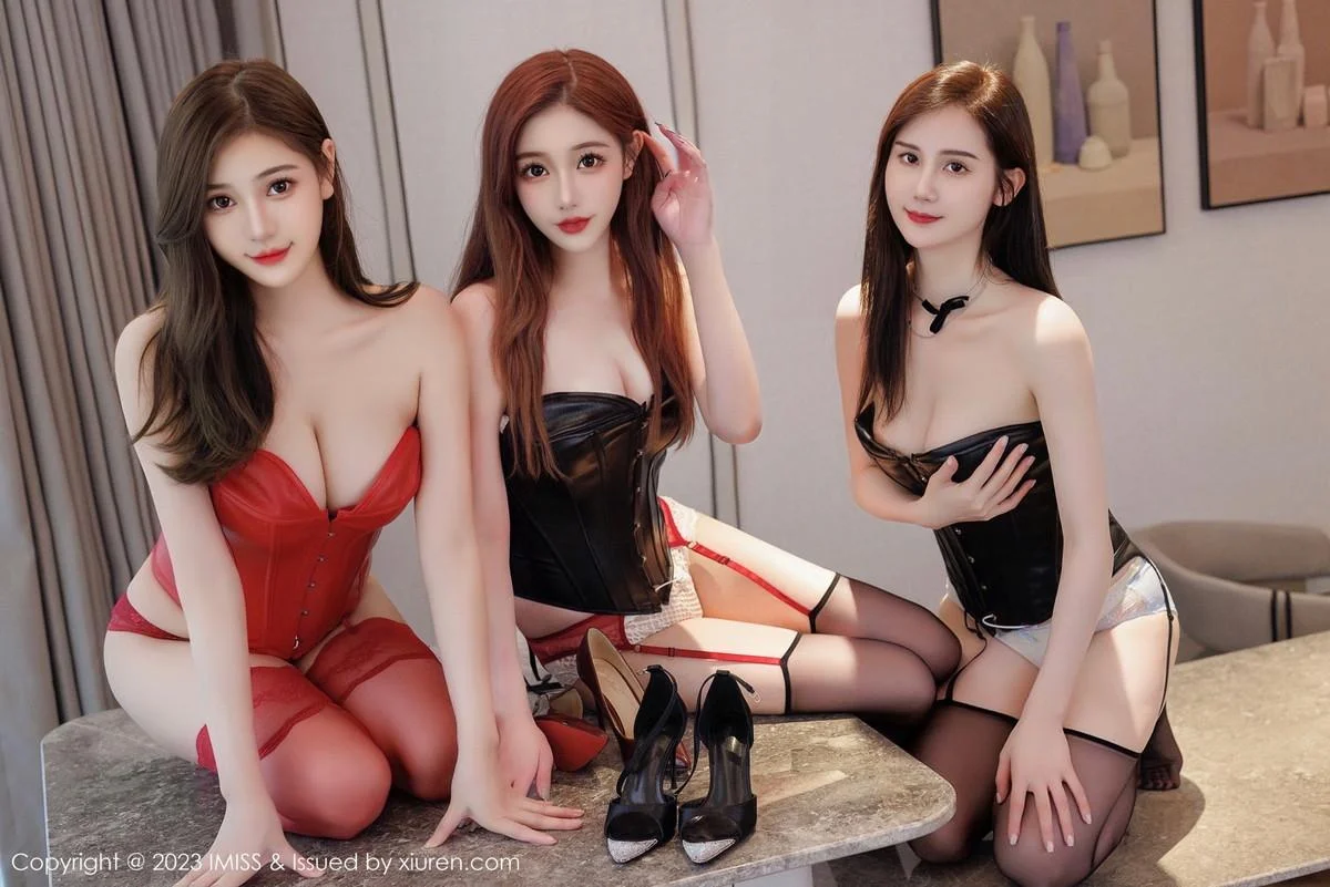 合集Lavinia肉肉私房性感姐妹花情趣内衣撩人绝美写真 第 34 张