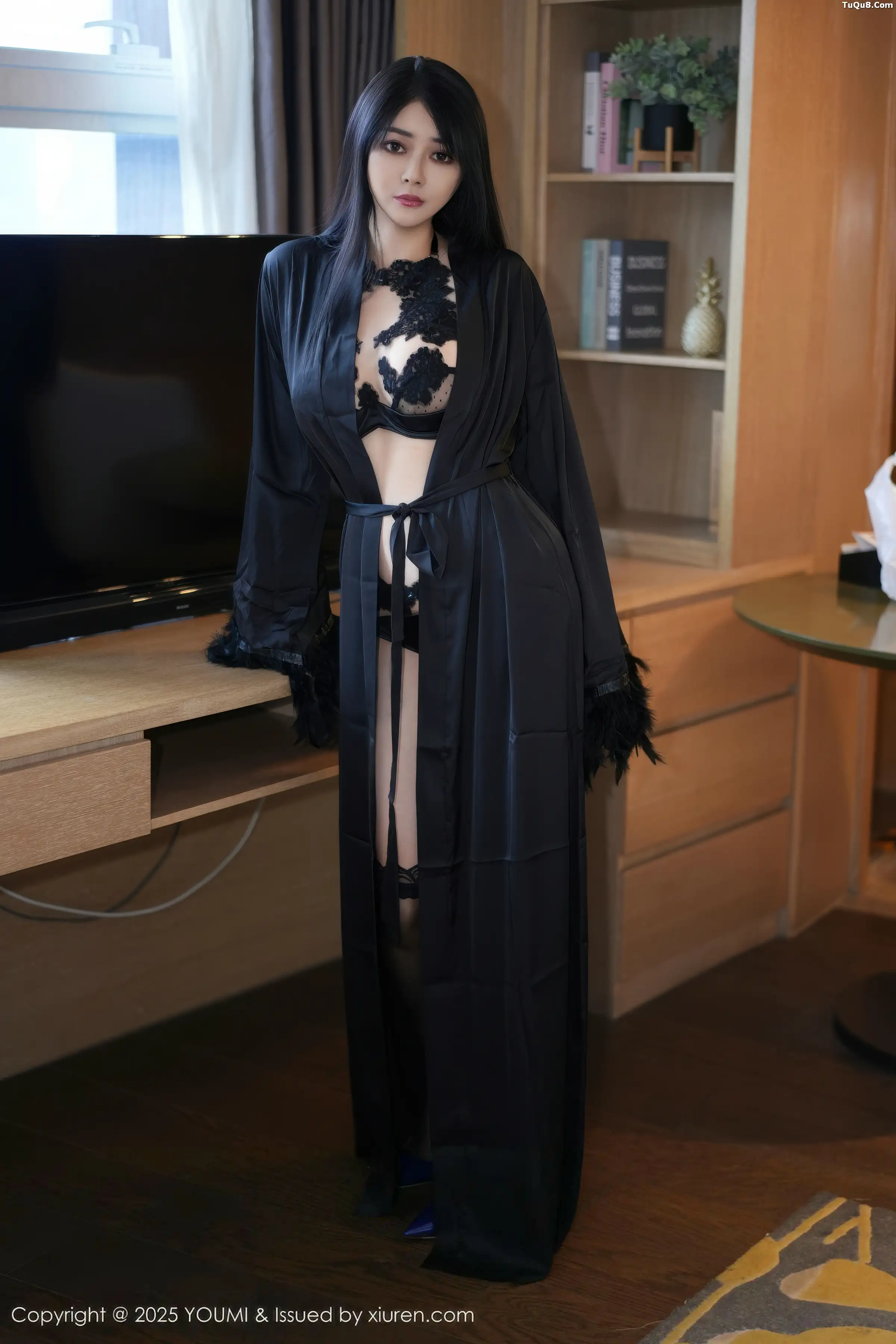 凯竹Quinn性感黑色情趣内衣配黑色丝袜秀丰腴身姿绝美写真 第 10 张