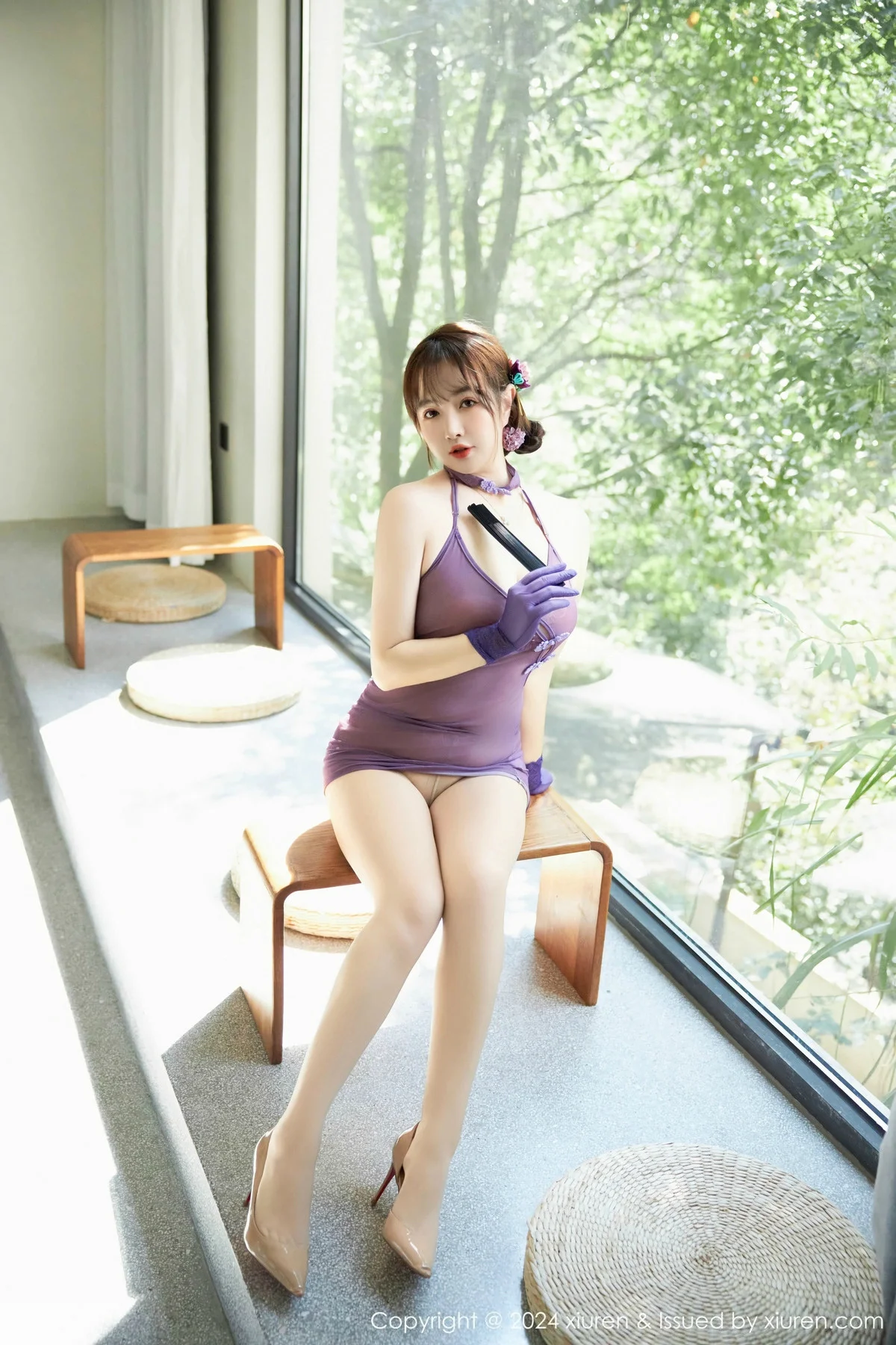 养乐多Doll性感紫色薄透服饰配超薄肉丝秀曼妙身姿绝美写真 第 48 张