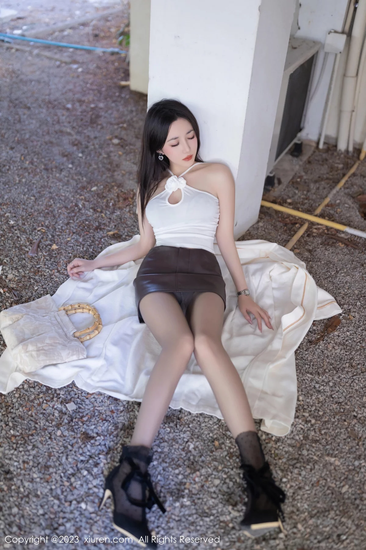 鱼子酱Fish尾随主题情趣捆绑性感内衣秀曼妙身姿绝美写真 第 11 张