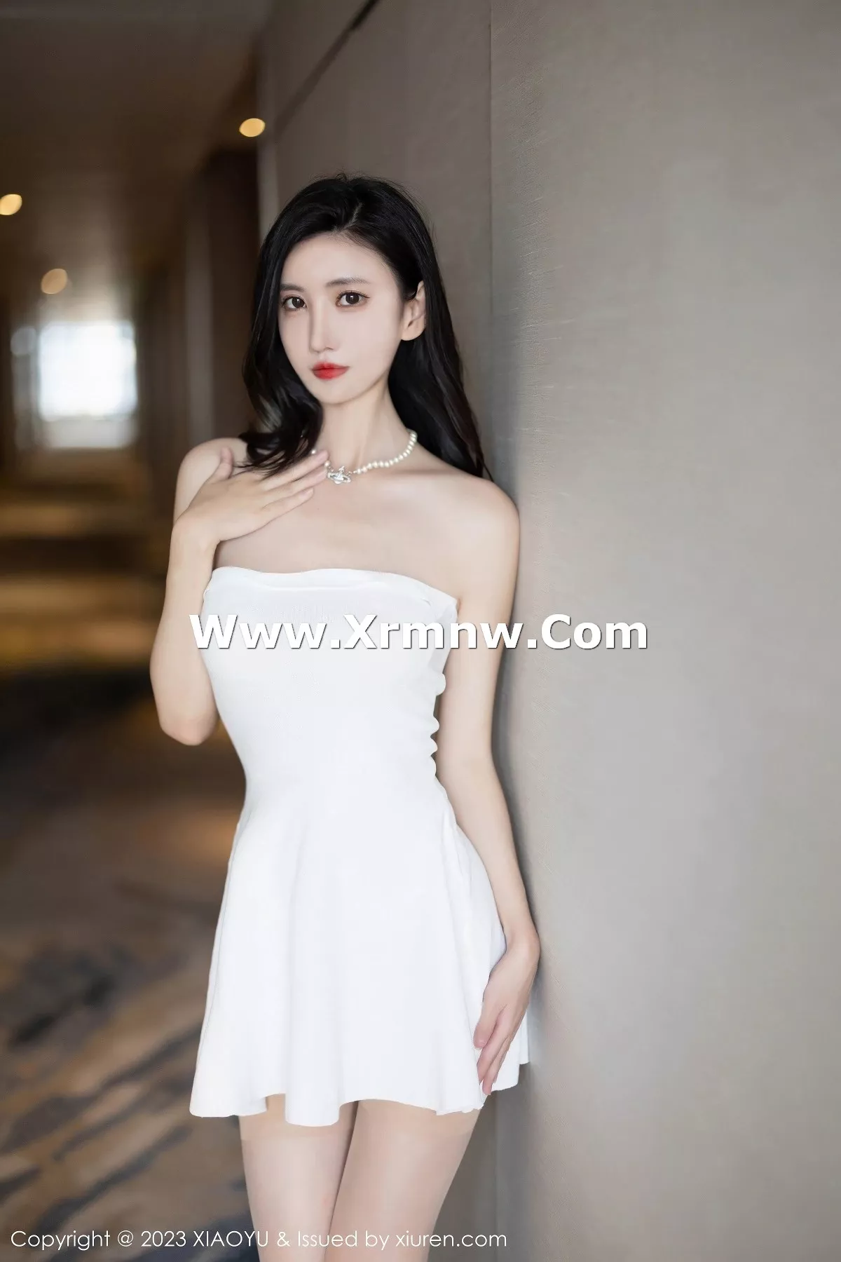 章芃芃性感白色连衣短裙露链式情趣内衣秀火辣身材绝美写真 第 7 张