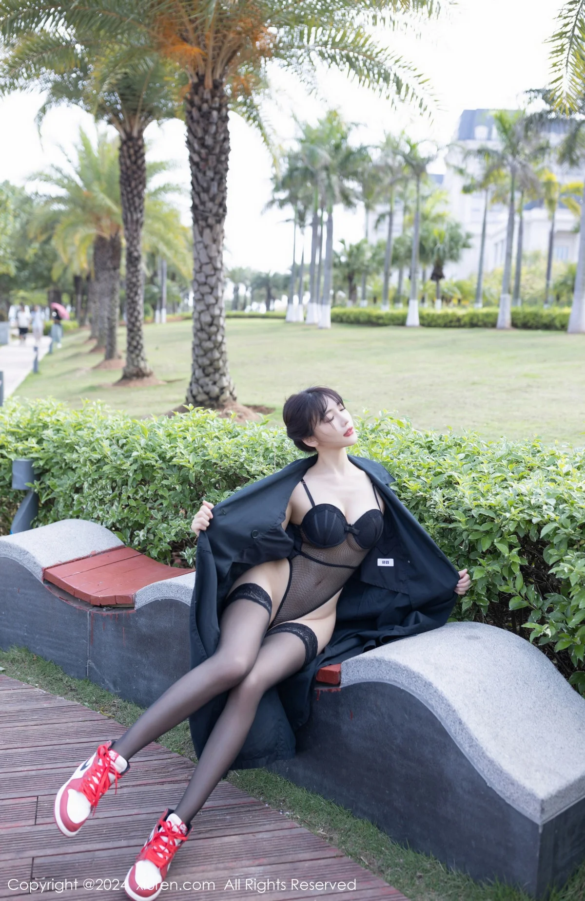 陆萱萱性感黑色蕾丝情趣服饰配黑丝袜秀柔美身姿绝美写真 第 106 张