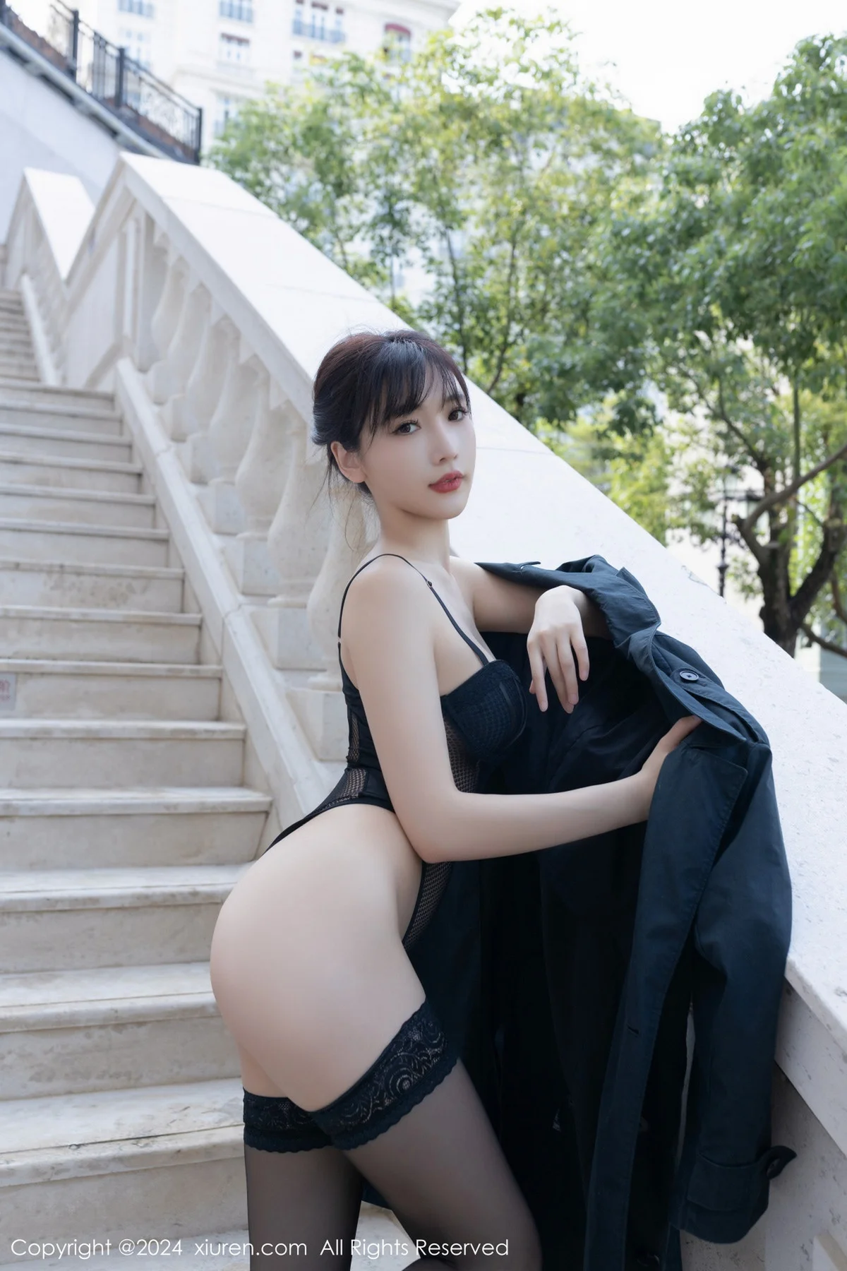陆萱萱性感黑色蕾丝情趣服饰配黑丝袜秀柔美身姿绝美写真 第 131 张