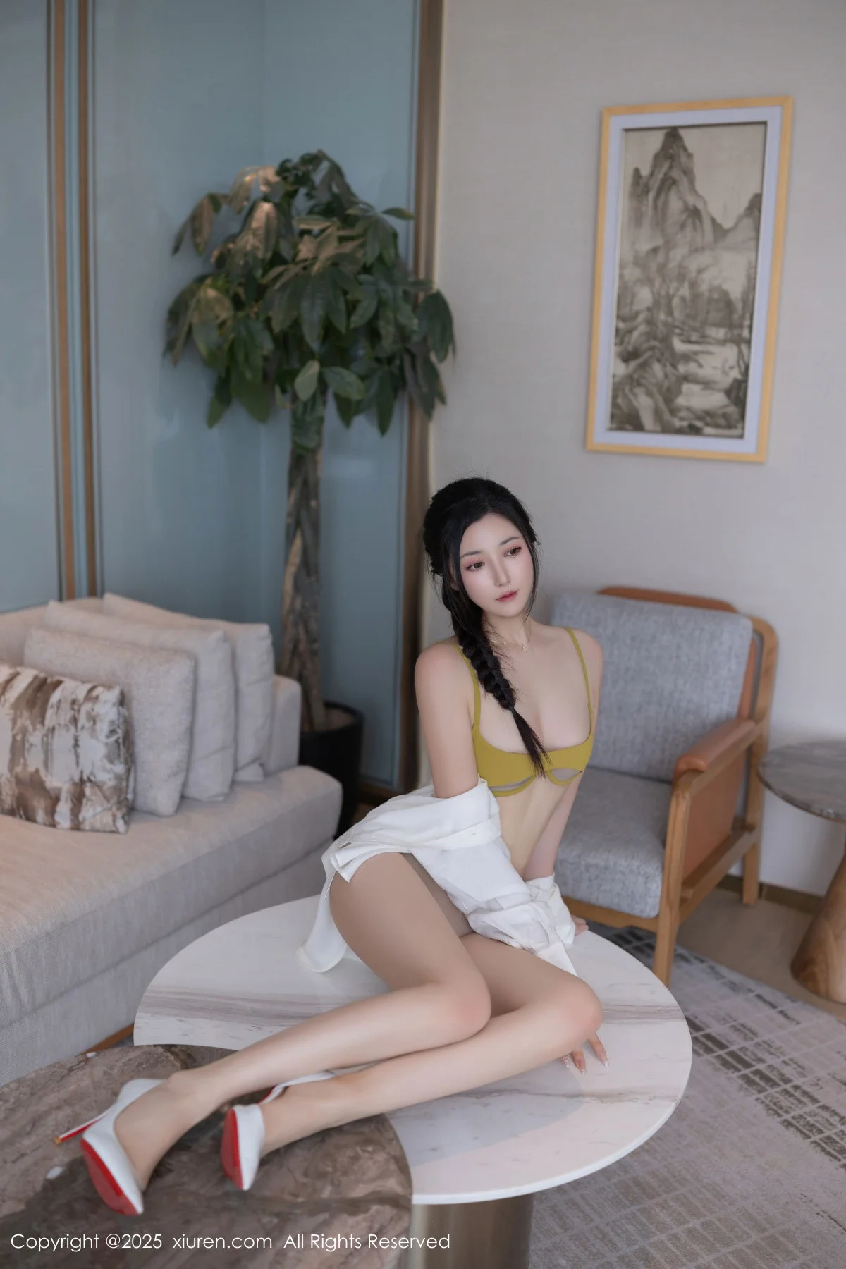 鱼子酱Fish白衬衫露性感内衣配肉丝吊袜秀曼妙身材绝美写真 第 72 张