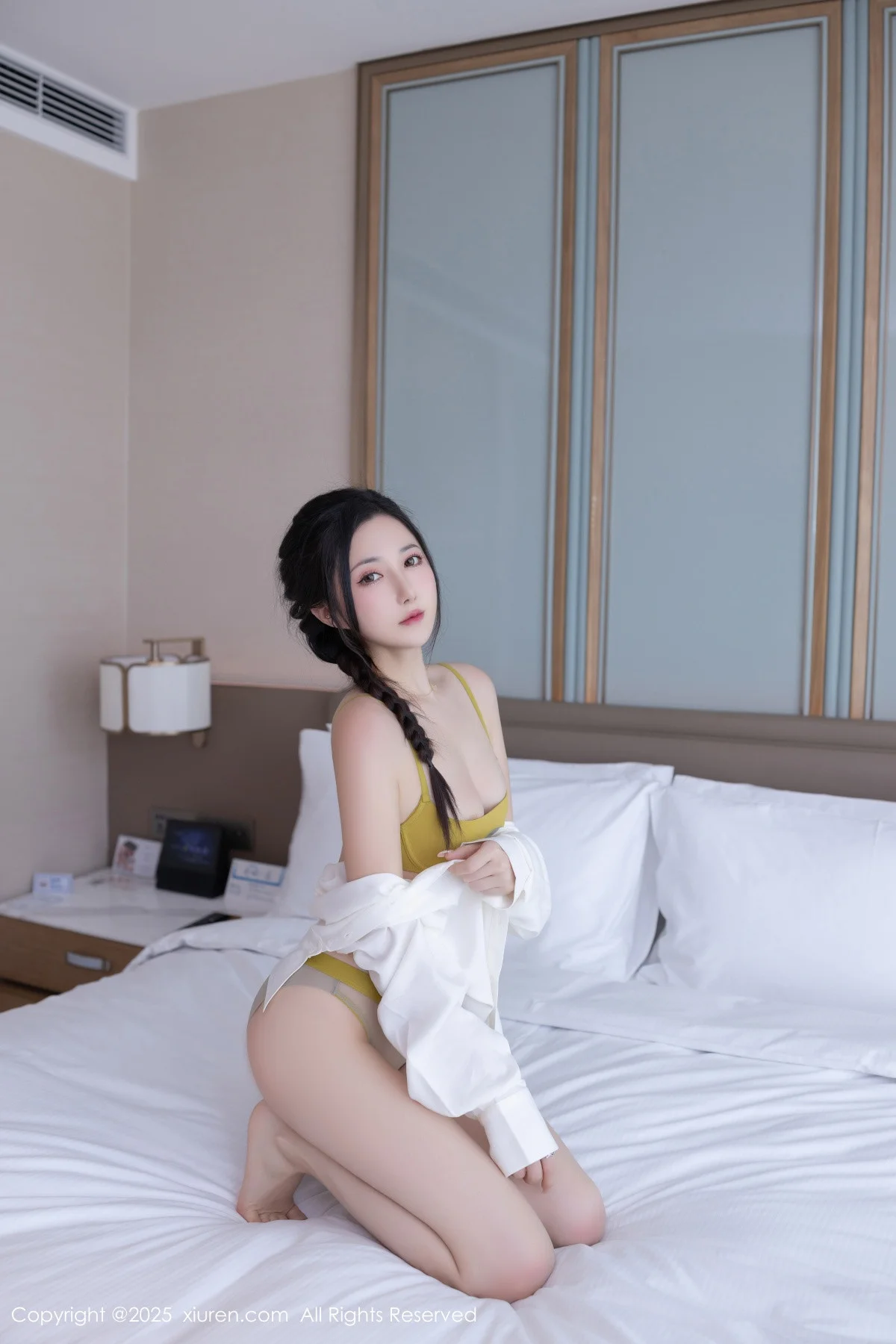 鱼子酱Fish白衬衫露性感内衣配肉丝吊袜秀曼妙身材绝美写真 第 80 张