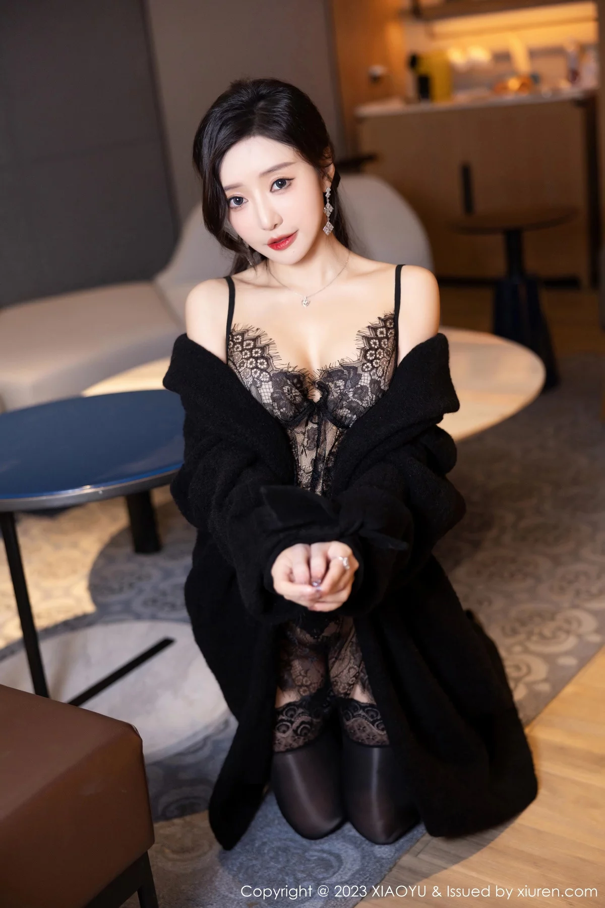 王馨瑶yanni红色吊带连衣长裙+黑色蕾丝情趣服迷人绝美写真 第 78 张