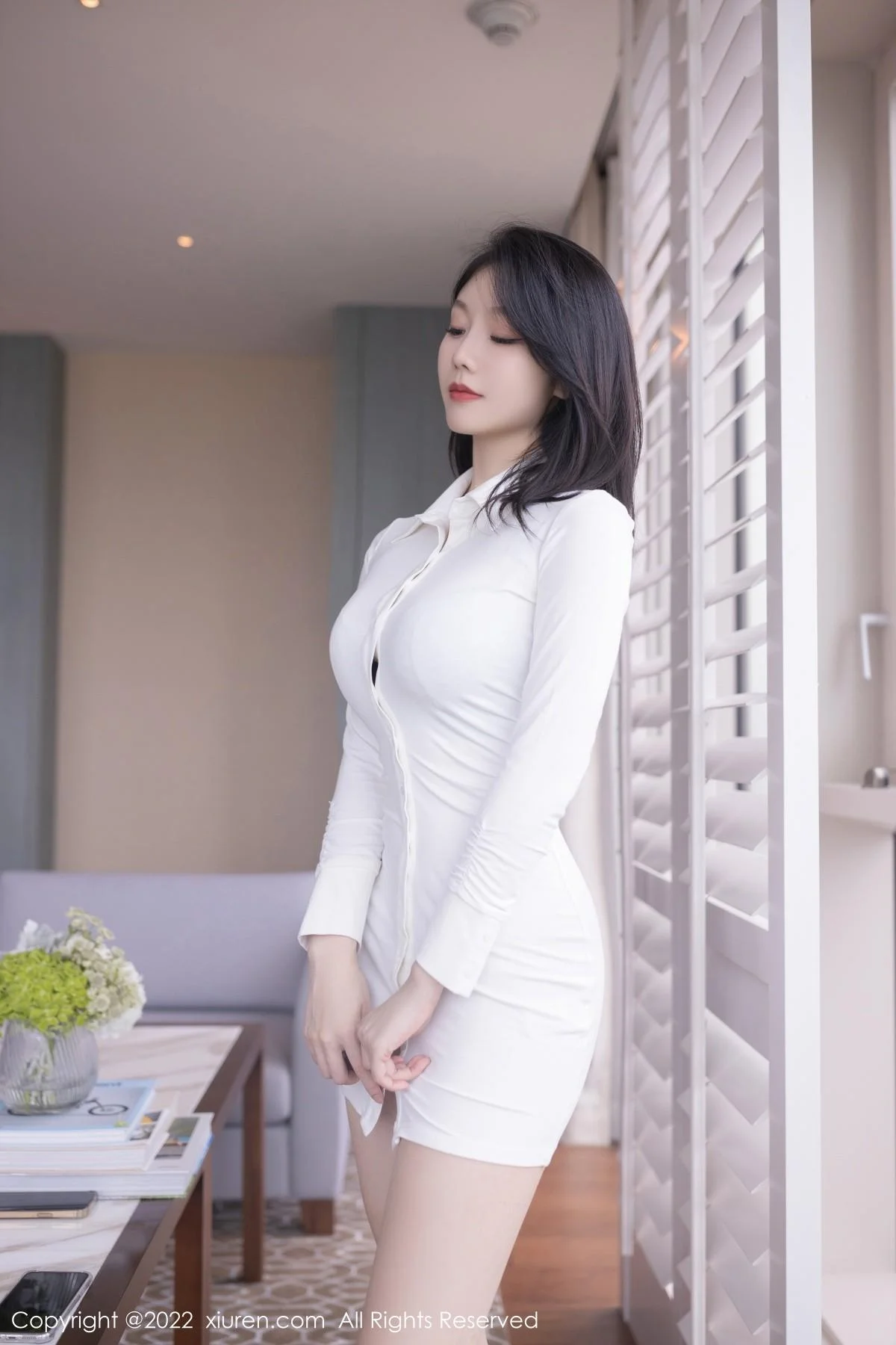 安然anran广州-云南旅拍简约白色衣半脱秀完美身材绝美写真 第 7 张