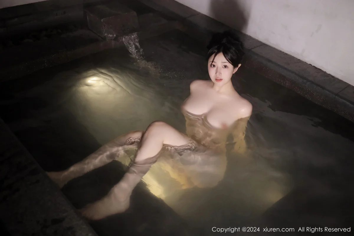 陈小花温泉场景性感白色浴巾裹身秀惹火身材绝美写真 第 44 张