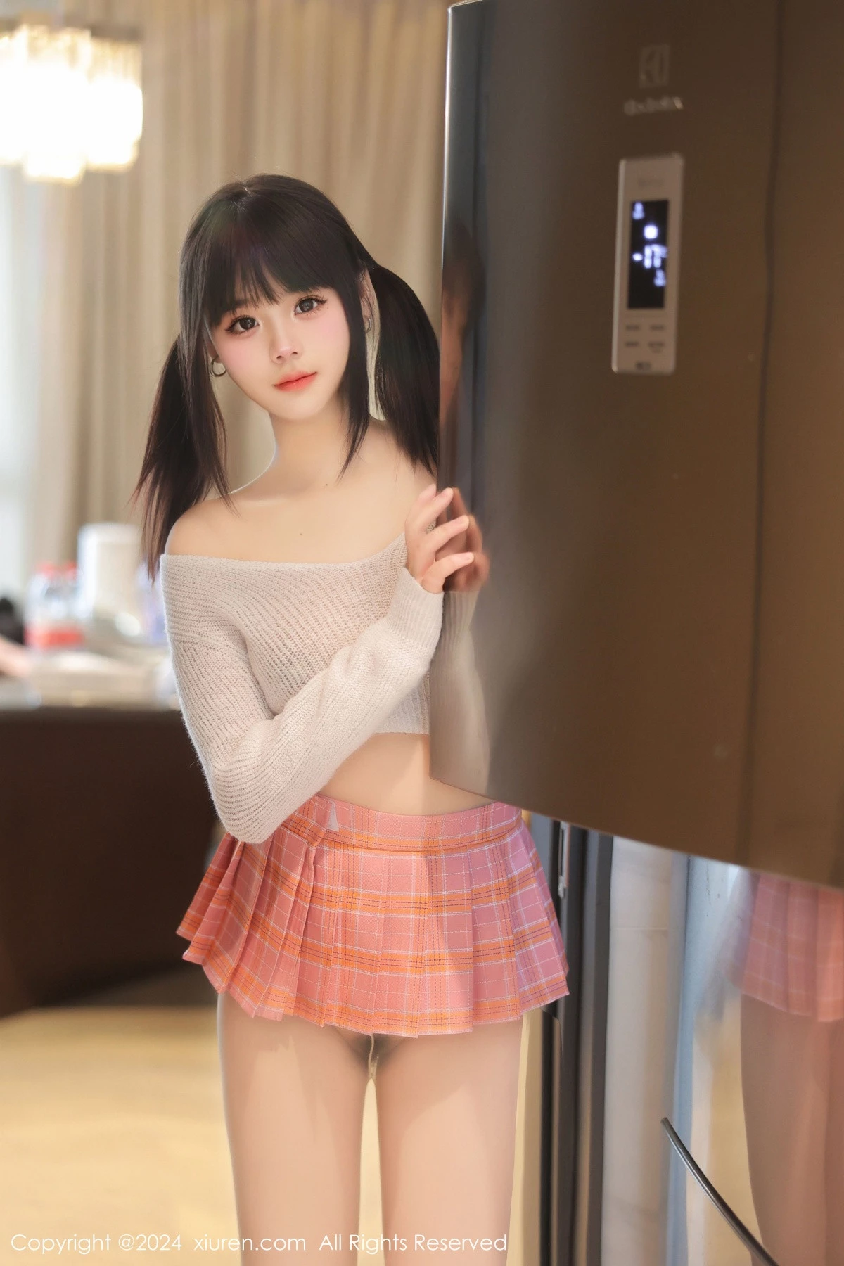 徐若兮白色针织上衣配粉色短裙露超薄肉丝迷人绝美写真 第 15 张