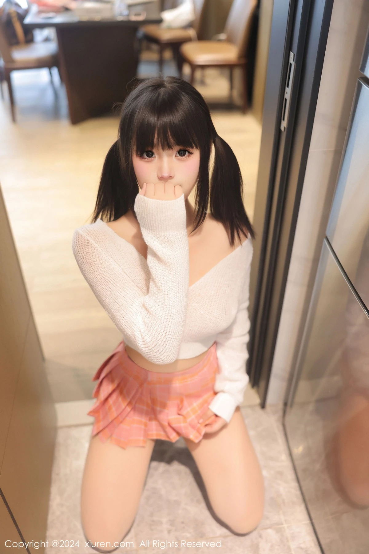 徐若兮白色针织上衣配粉色短裙露超薄肉丝迷人绝美写真 第 22 张
