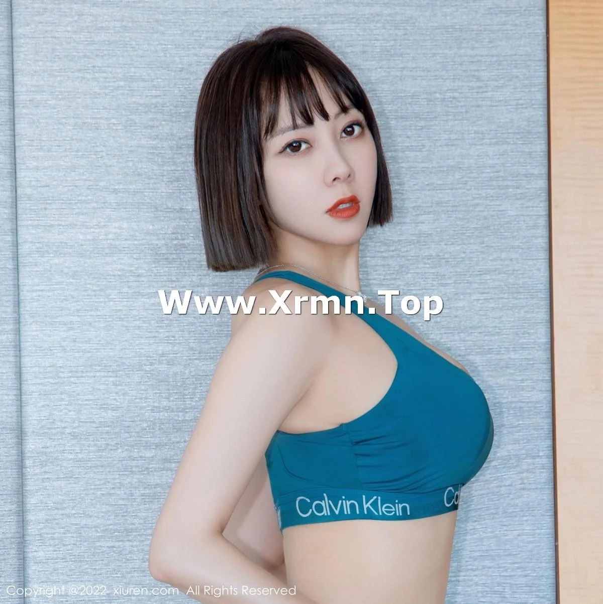 御姐果儿Victoria西双版纳旅拍蓝色运动服饰秀凹凸身材绝美写真 第 31 张