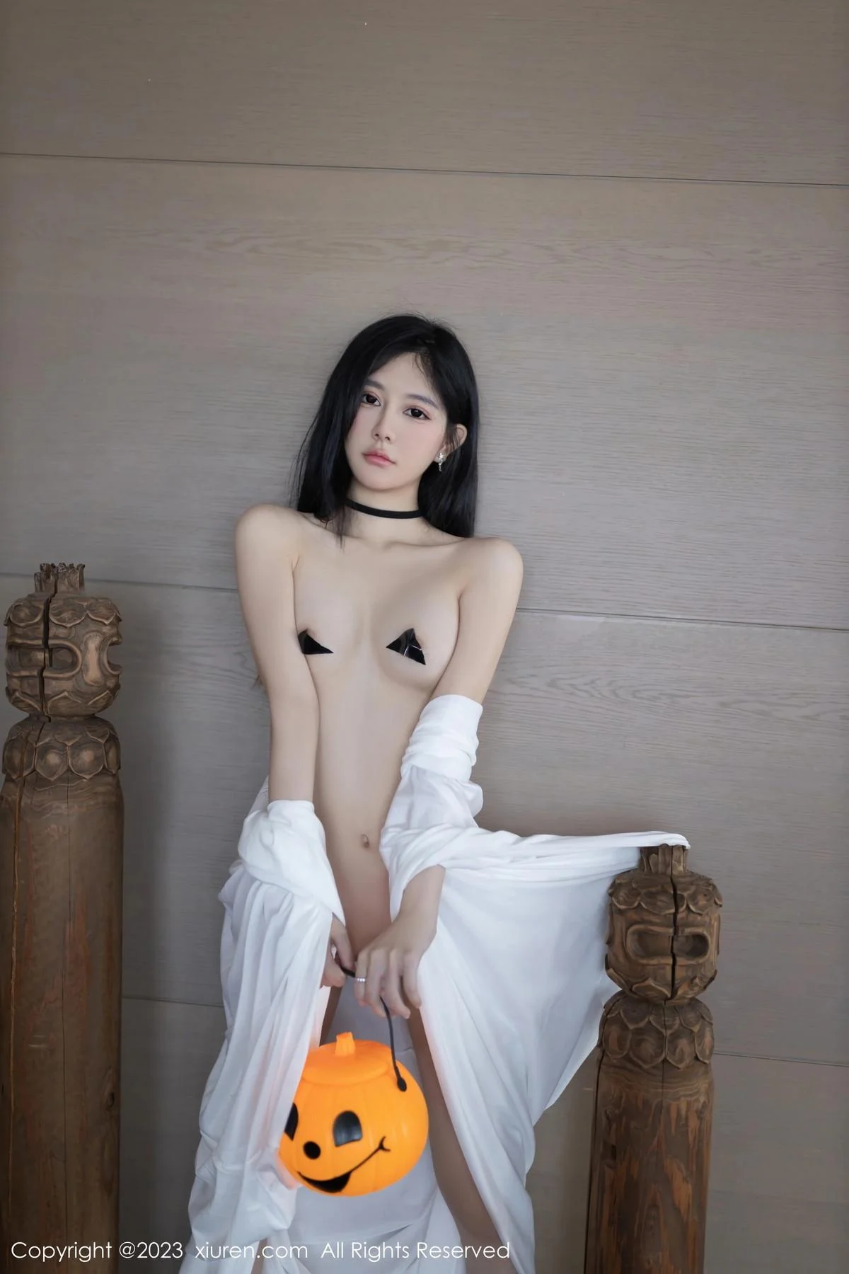 幼幼性感黑色皮质情趣服饰配黑丝吊袜秀完美身材绝美写真 第 69 张