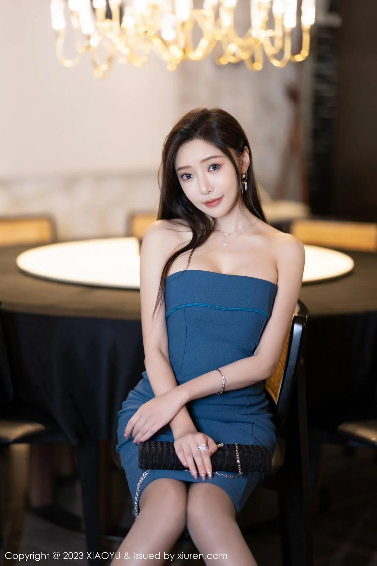 王馨瑶yanni性感薄纱轻透内衣配灰丝袜秀曼妙身姿绝美写真 第 34 张