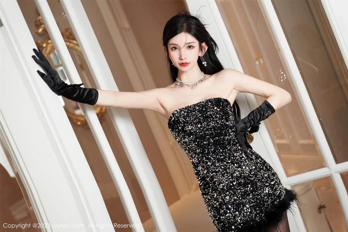 周于希Sally性感黑色低胸短裙配超薄油亮黑丝惹火绝美写真 第 14 张