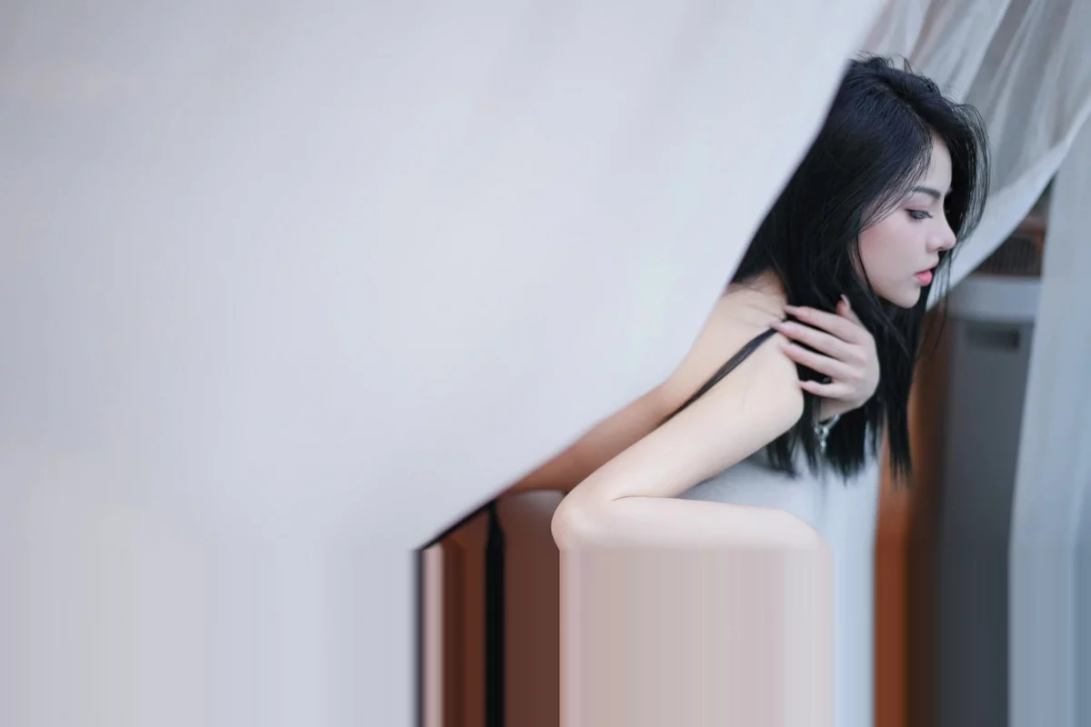 媛宝儿boa性感黑色情趣比基尼秀丰腴身姿撩人绝美写真 第 96 张