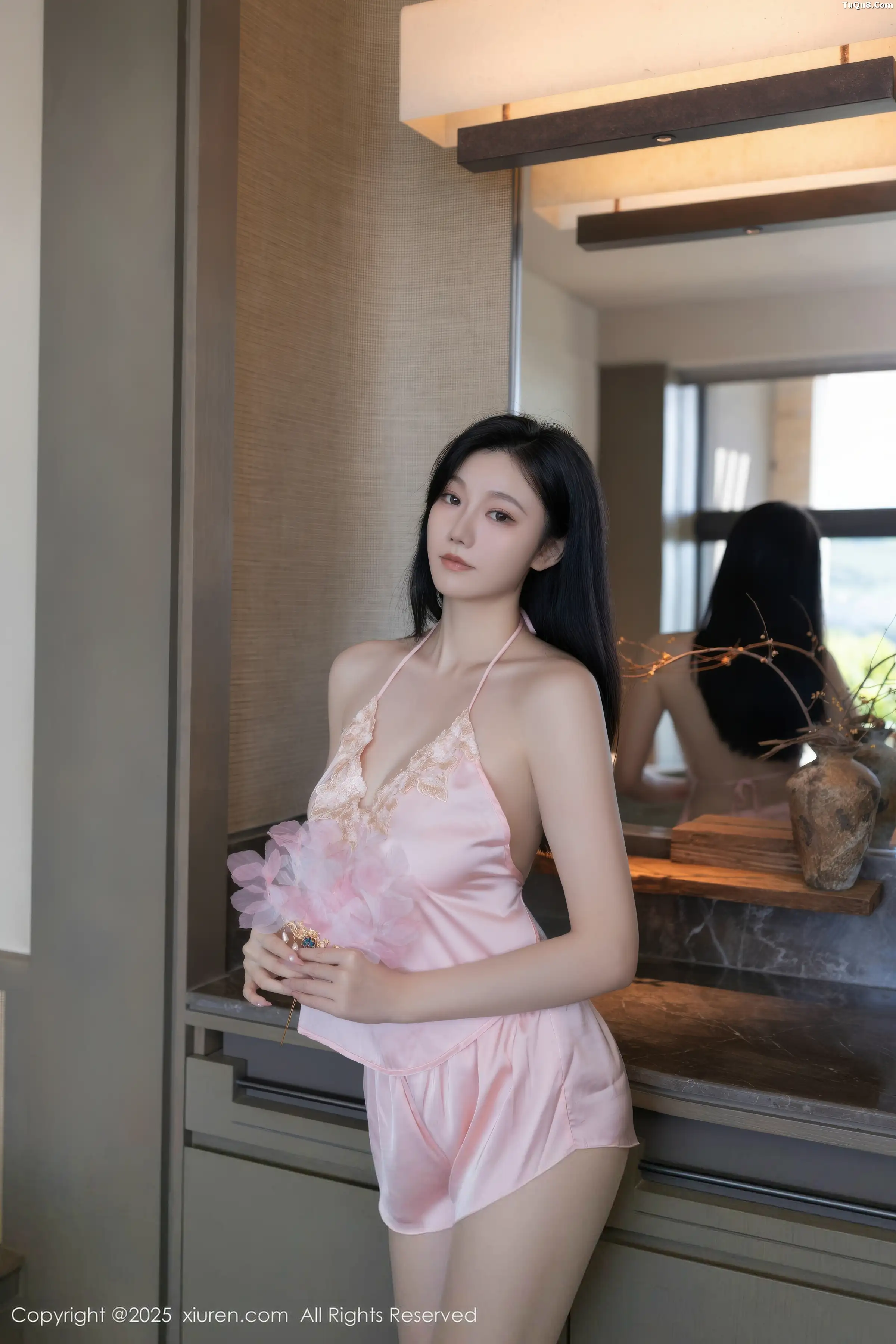 安然anran性感粉色情趣套装配超薄肉丝秀曼妙身姿绝美写真 第 3 张