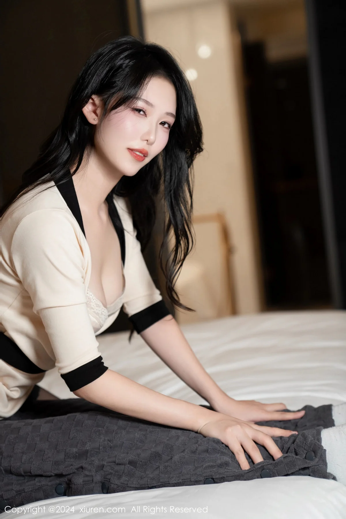 利世技师情节性感白色蕾丝内衣配黑丝袜秀曼妙身姿绝美写真 第 45 张