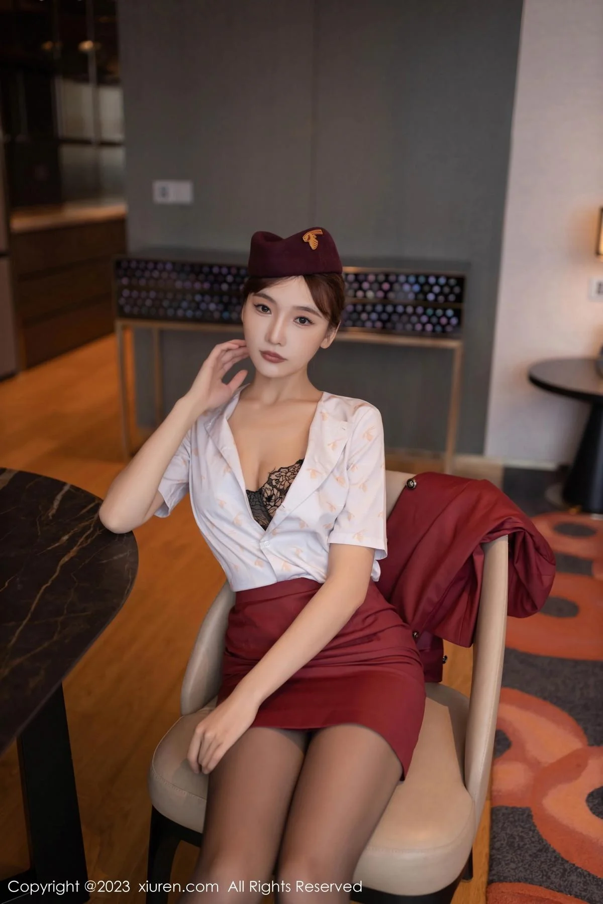 陆萱萱脱空姐制服露性感黑色蕾丝内衣配超薄黑丝绝美写真 第 20 张