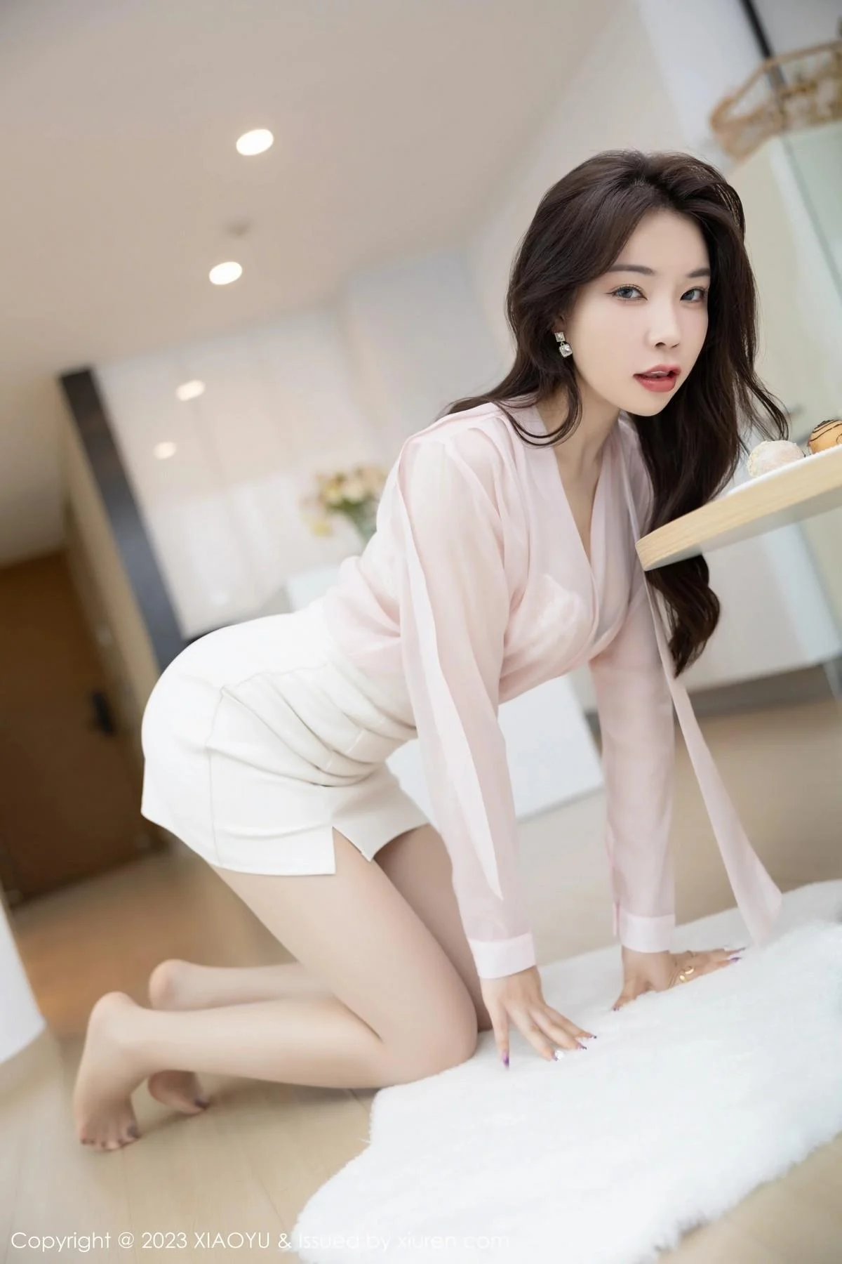 徐莉芝Booty粉色衬衫露白色蕾丝内衣秀曼妙身姿迷人写真 第 46 张