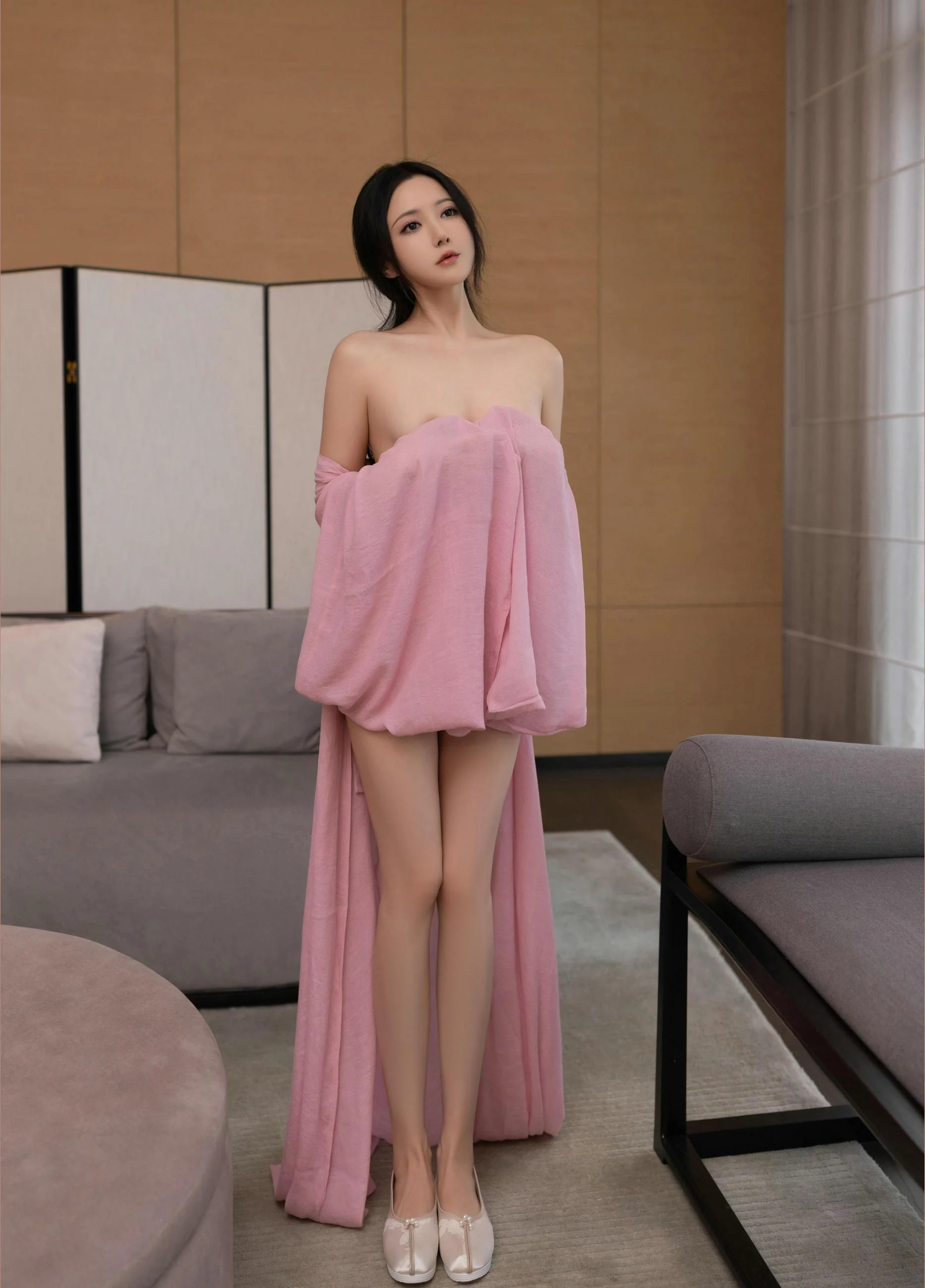 [秀人付费] 鱼子酱Fish 诱人私拍福利 月影纱 第 212 张