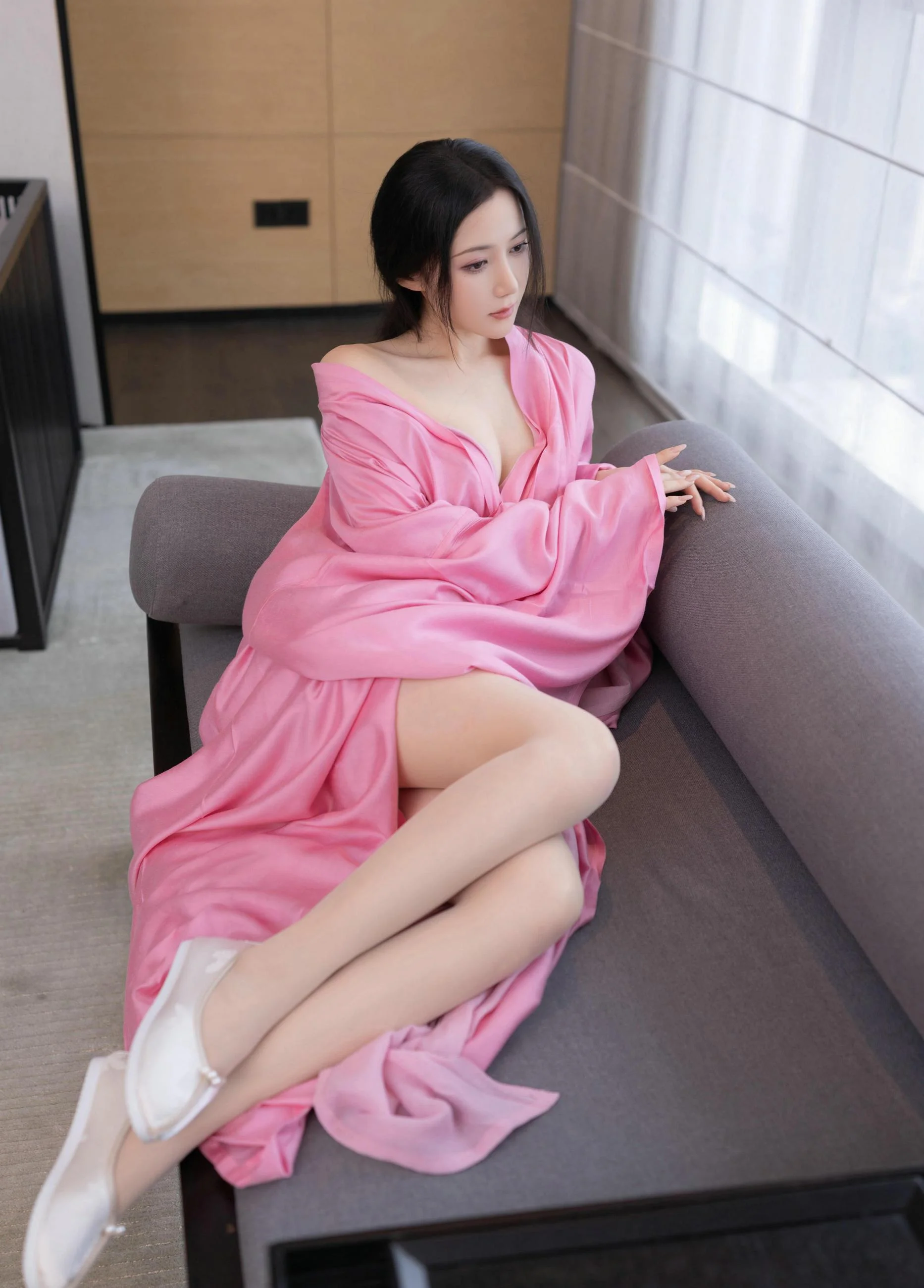 [秀人付费] 鱼子酱Fish 诱人私拍福利 月影纱 第 72 张
