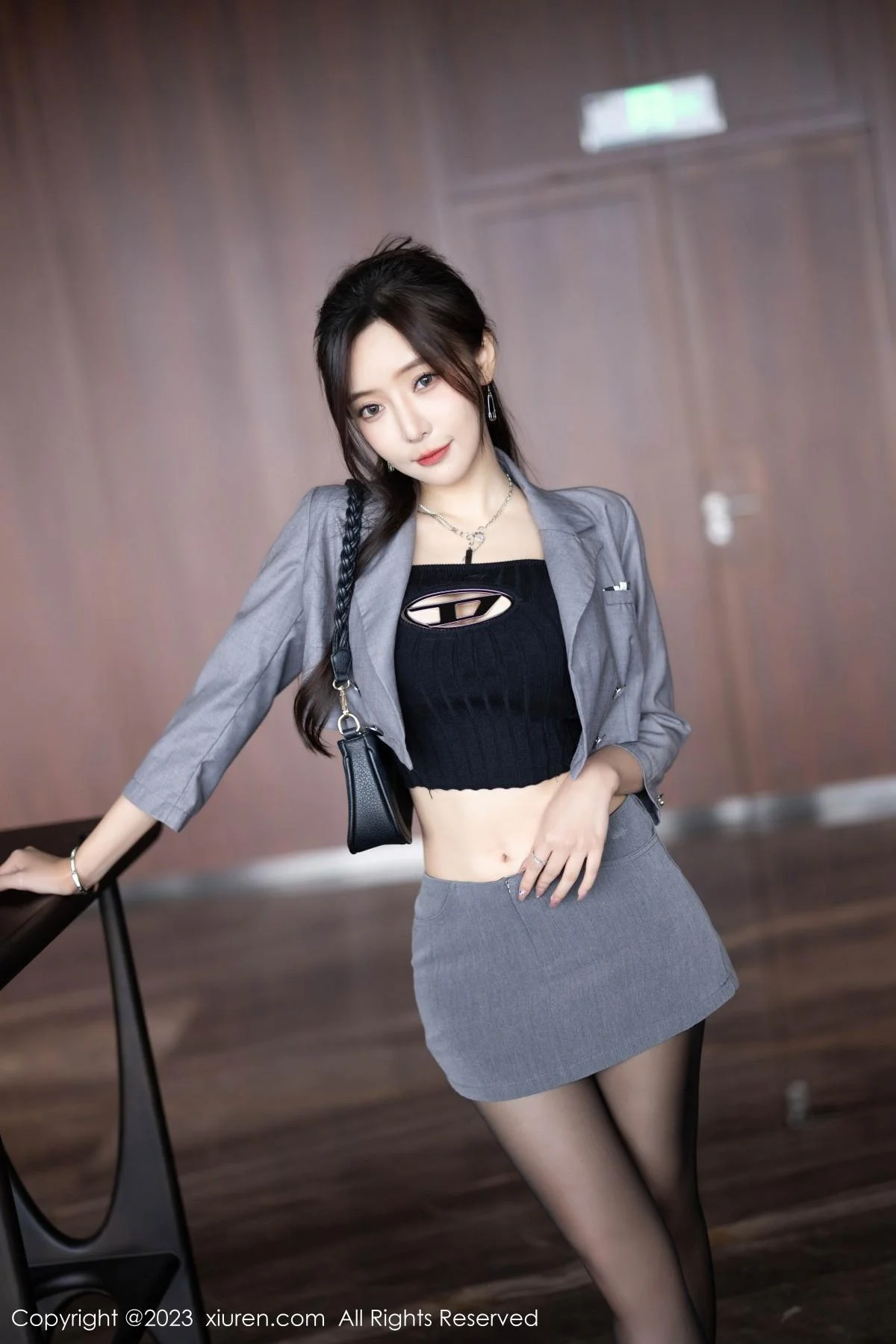 王馨瑶yanni性感白色蕾丝内衣配白丝袜秀惹火身材绝美写真 第 5 张