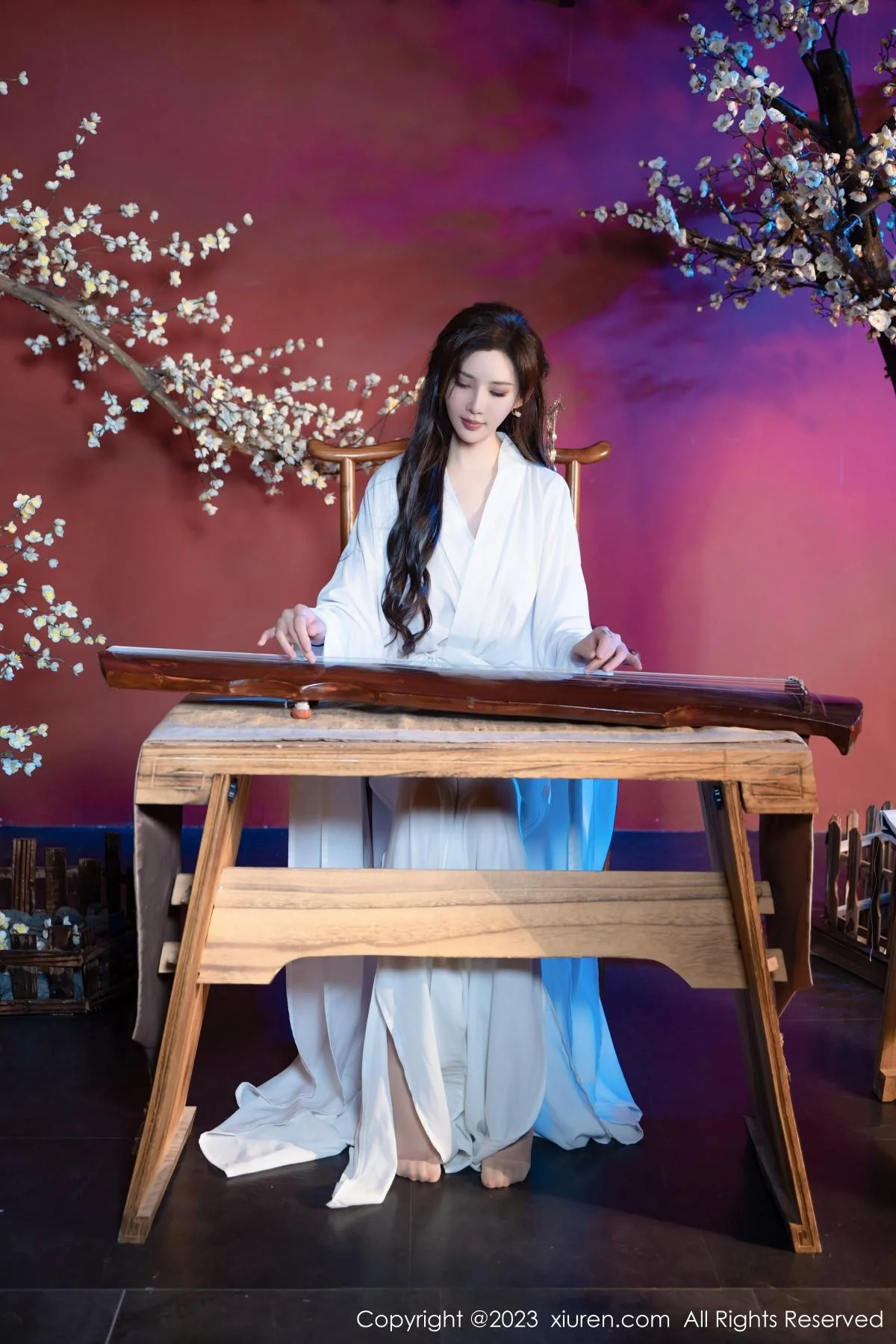 Carol周妍希性感白色汉服配超薄肉丝秀丰满身材绝美写真 第 5 张