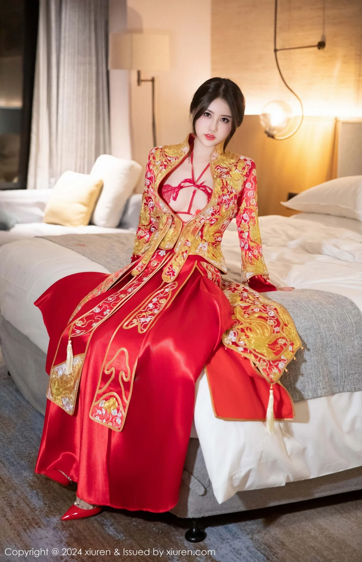 诗诗kiki性感红色新娘服饰露红色内衣秀惹火身材绝美写真 第 17 张