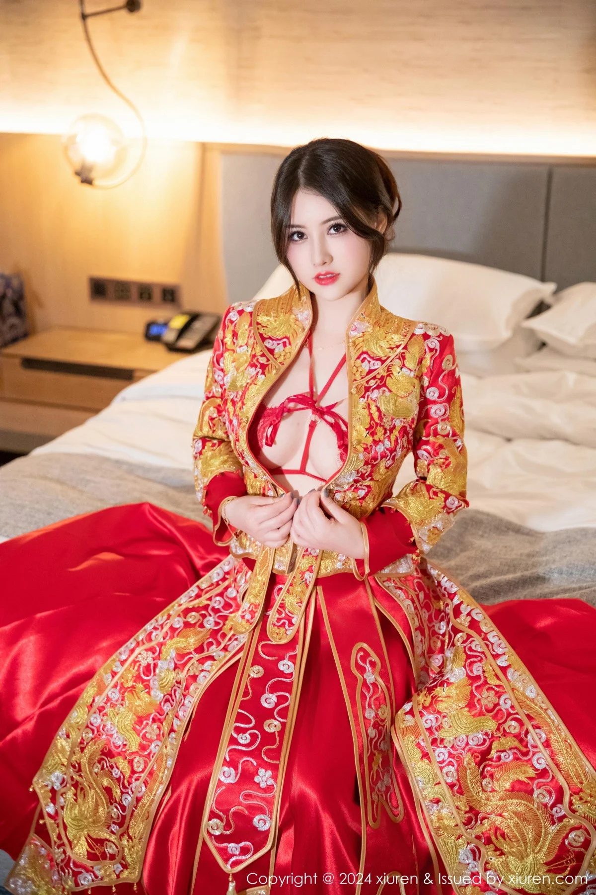 诗诗kiki性感红色新娘服饰露红色内衣秀惹火身材绝美写真 第 21 张