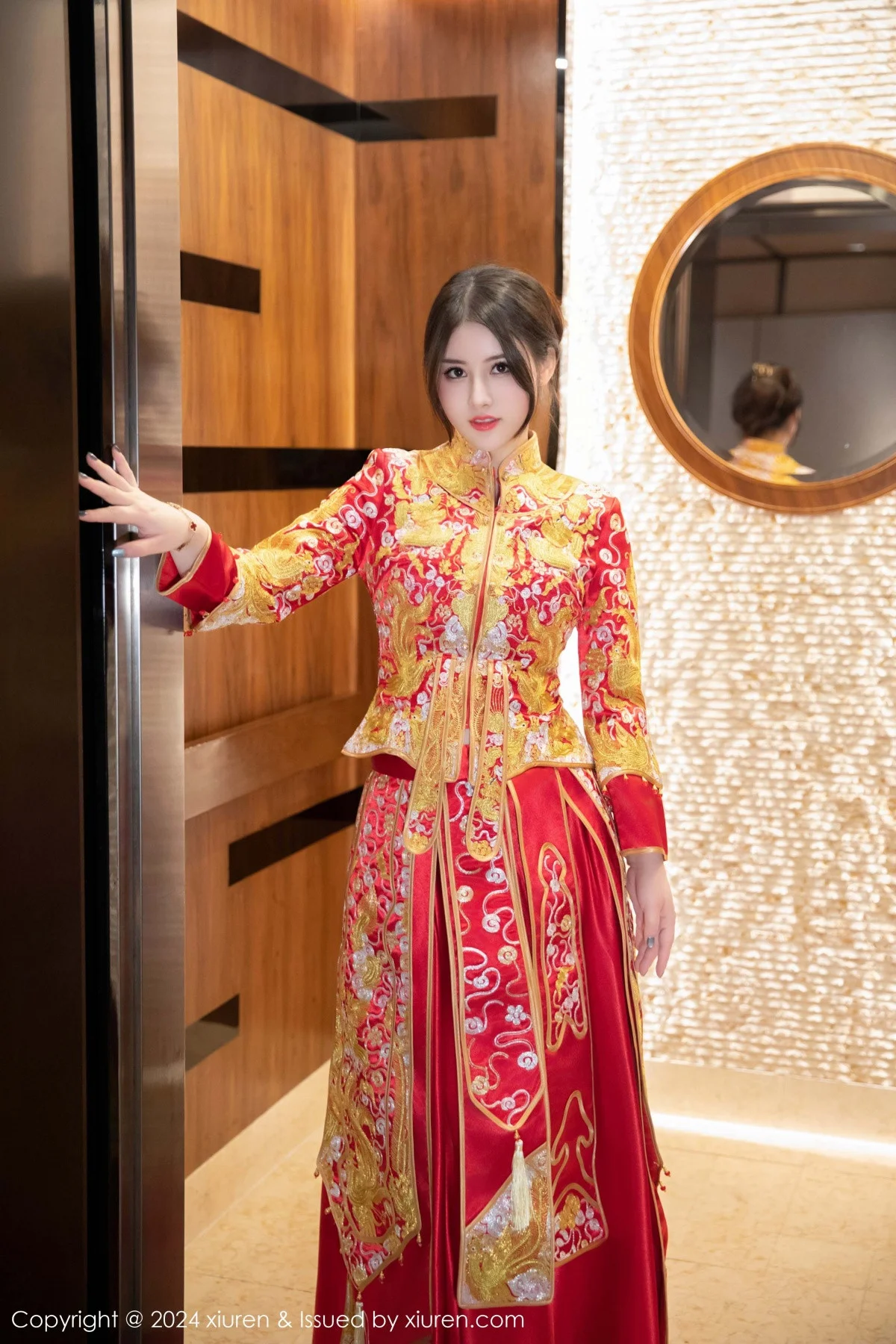 诗诗kiki性感红色新娘服饰露红色内衣秀惹火身材绝美写真 第 9 张