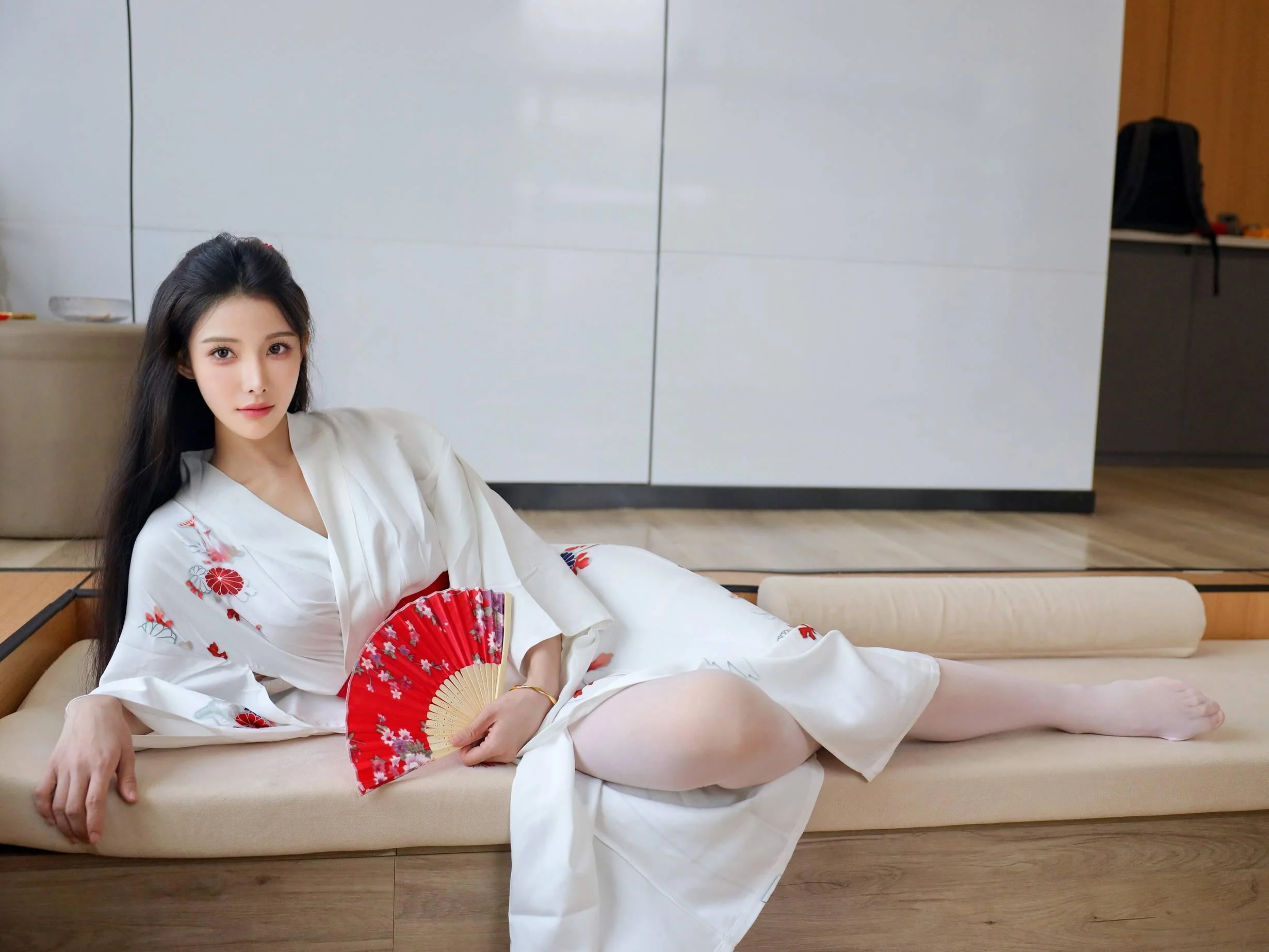 [秀人精选] 梨霜儿 诱人私拍福利 COS潘金莲 第 13 张