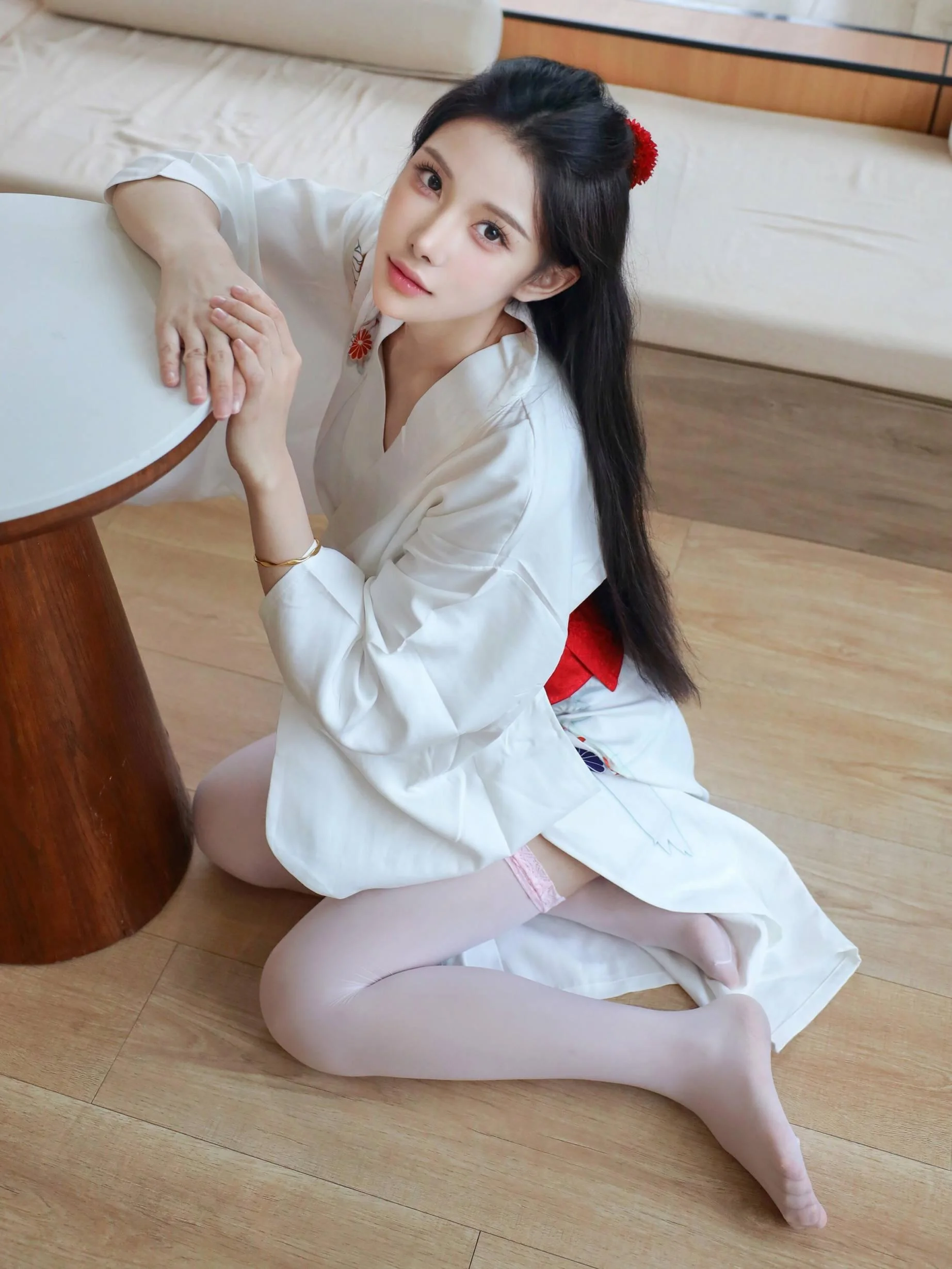 [秀人精选] 梨霜儿 诱人私拍福利 COS潘金莲 第 33 张