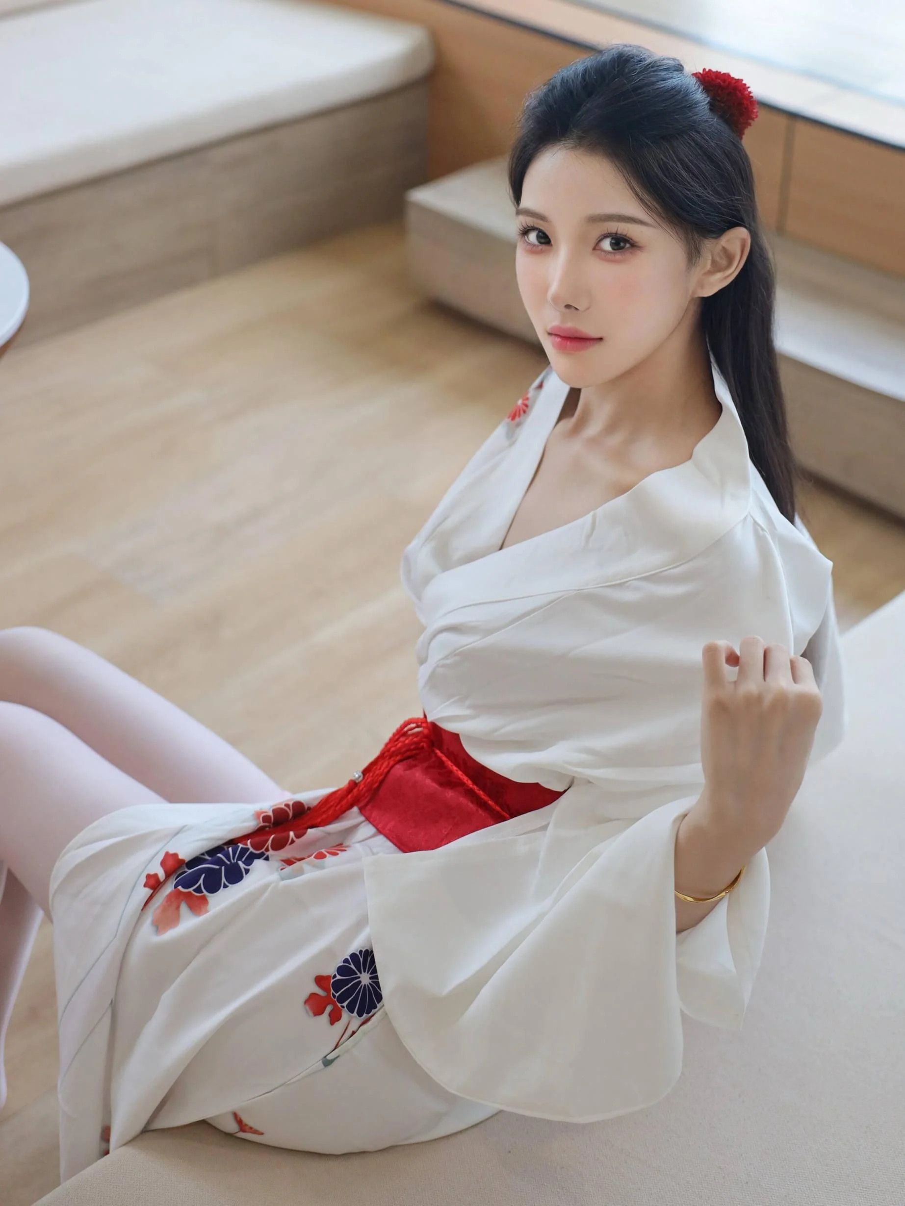 [秀人精选] 梨霜儿 诱人私拍福利 COS潘金莲 第 45 张