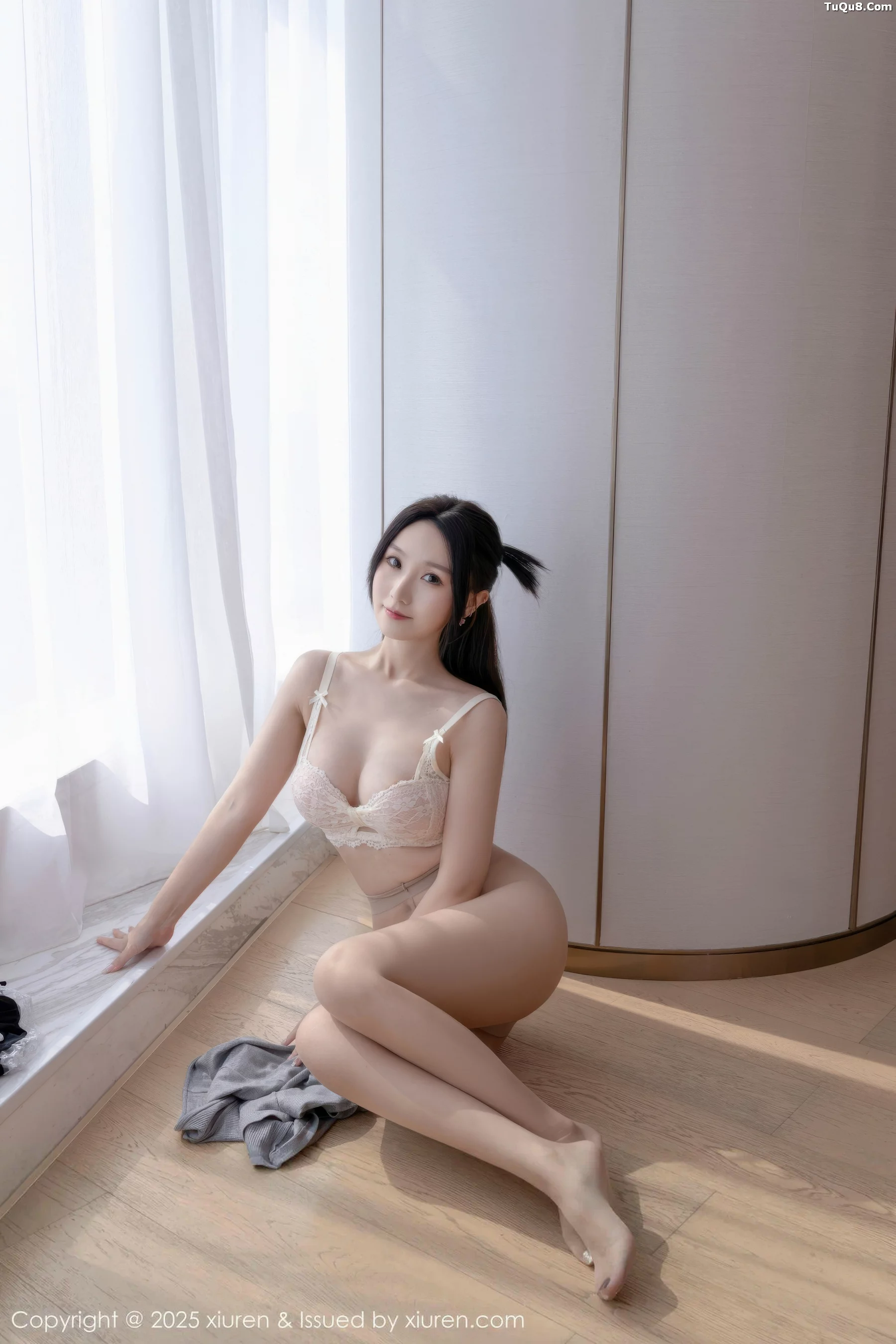 杏子Yada性感灰色连体衣+情趣兔子装秀曼妙身姿绝美写真 第 76 张