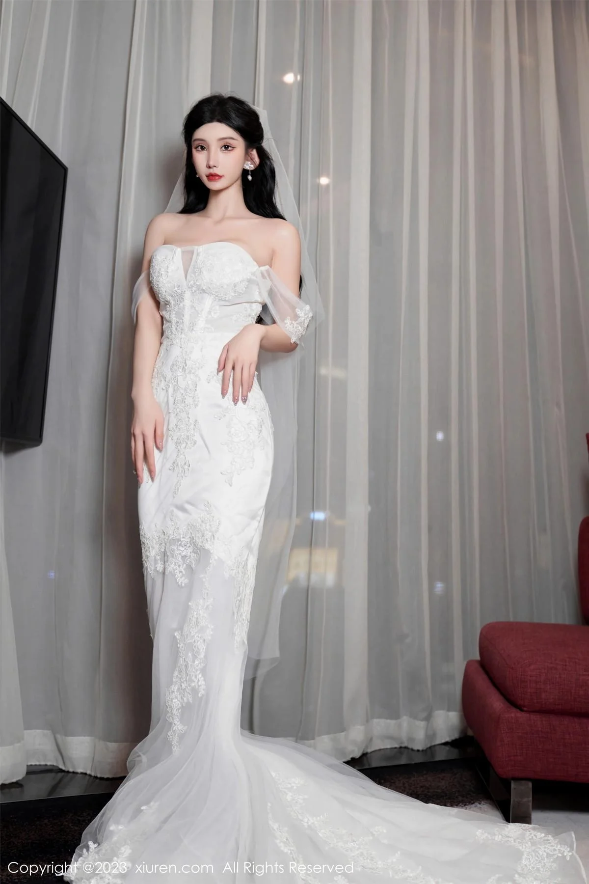 周于希Sally性感白色婚纱+白色蕾丝情趣服饰完美绝美写真 第 11 张