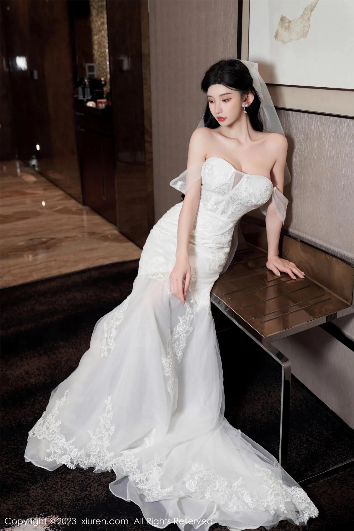 周于希Sally性感白色婚纱+白色蕾丝情趣服饰完美绝美写真 第 19 张