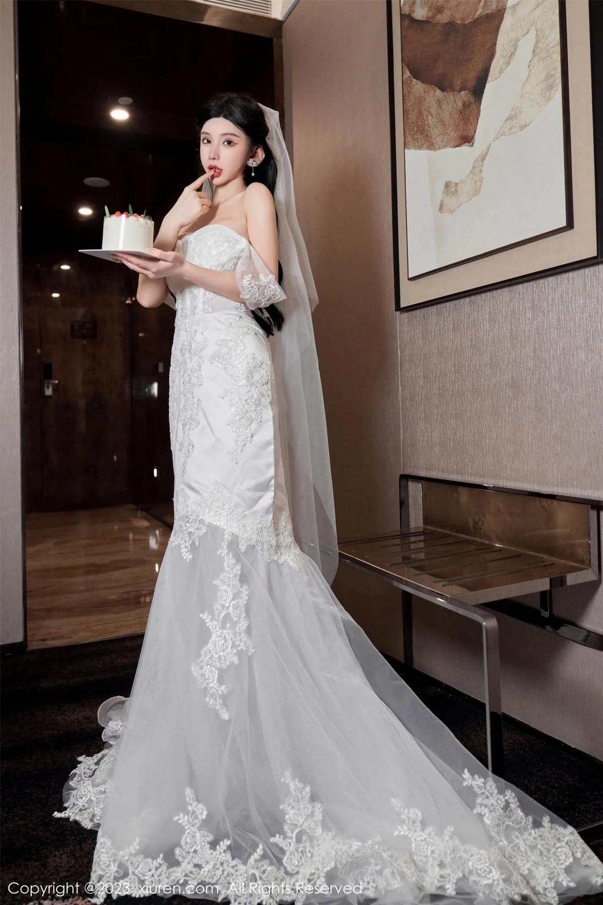 周于希Sally性感白色婚纱+白色蕾丝情趣服饰完美绝美写真 第 25 张