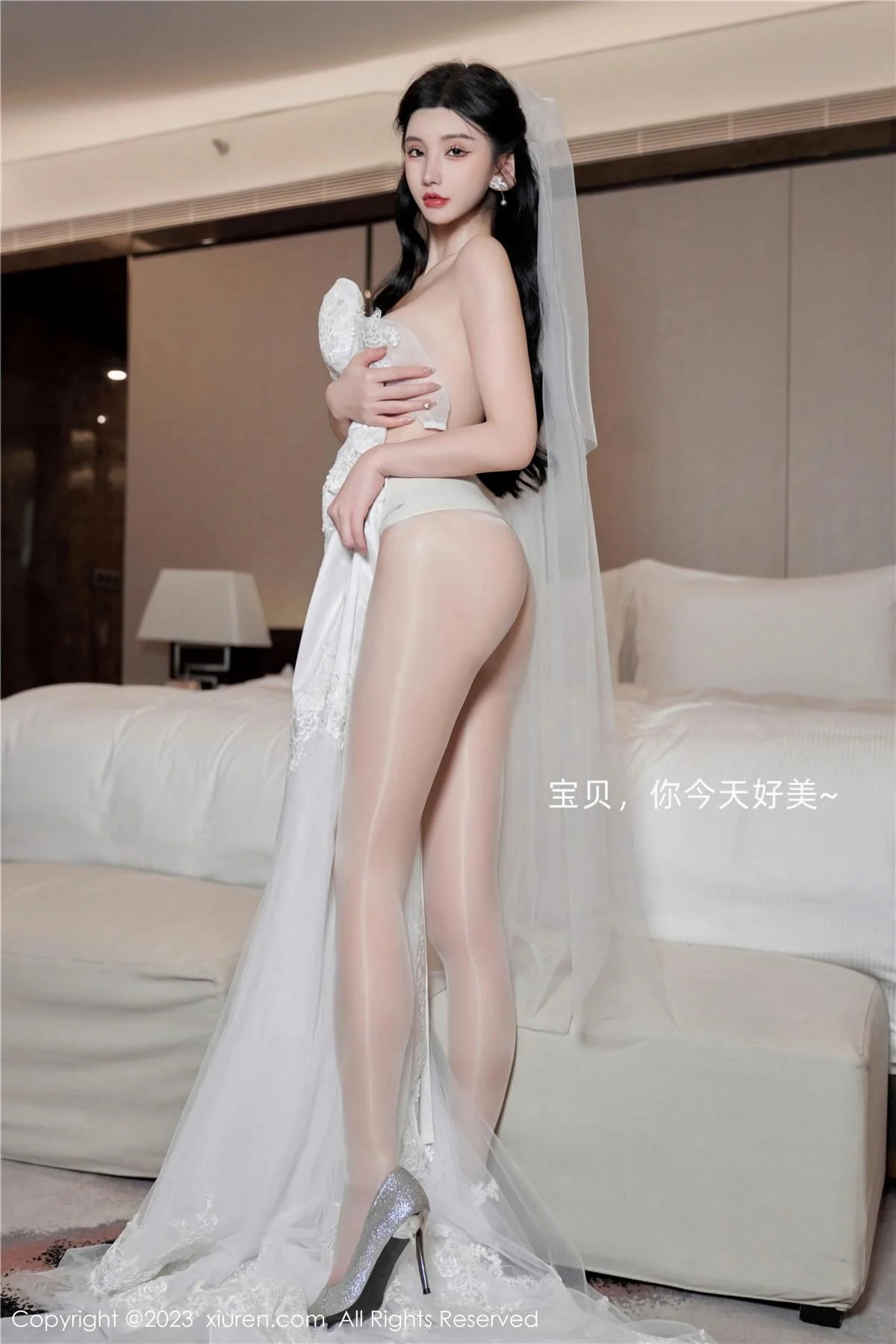 周于希Sally性感白色婚纱+白色蕾丝情趣服饰完美绝美写真 第 3 张