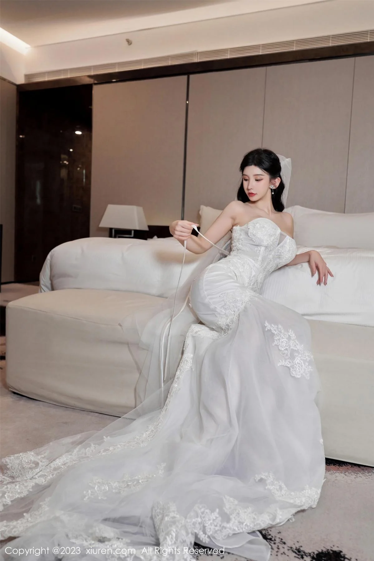 周于希Sally性感白色婚纱+白色蕾丝情趣服饰完美绝美写真 第 45 张