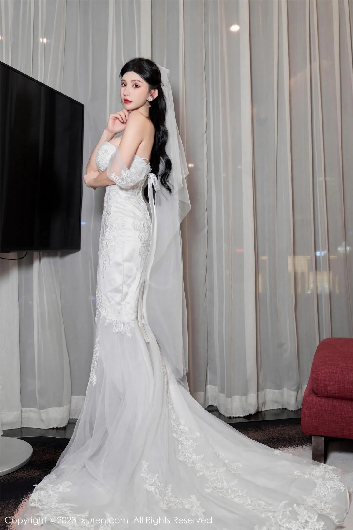 周于希Sally性感白色婚纱+白色蕾丝情趣服饰完美绝美写真 第 9 张