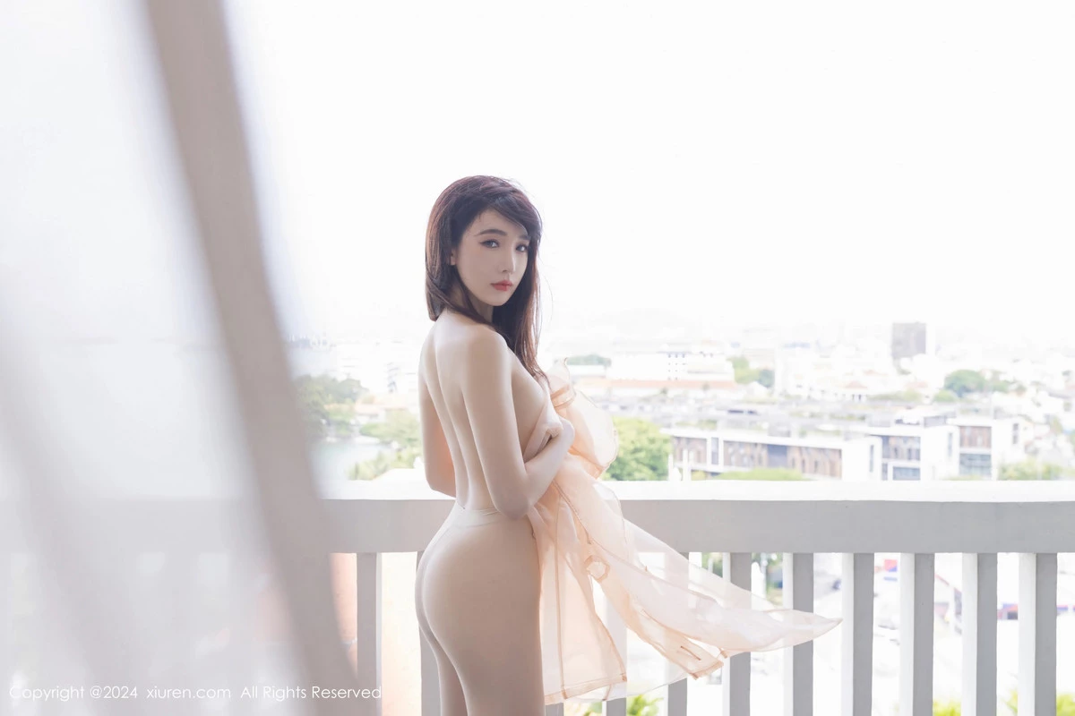 陆萱萱私房性感浅粉色透视西装半脱秀曼妙身材迷人绝美写真 第 73 张
