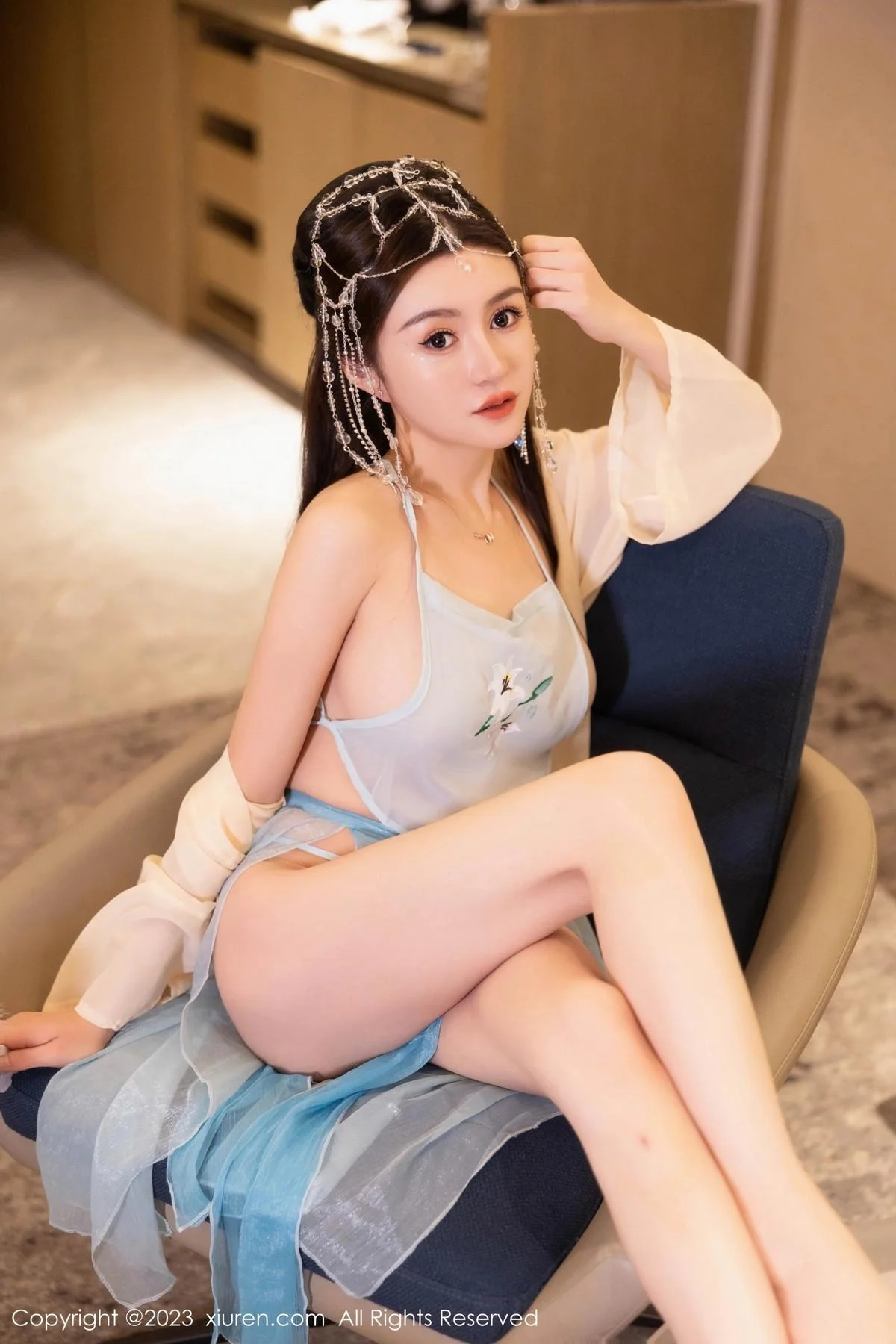 唐宁宁私房浴室性感浅色薄纱古装服饰秀丰腴身姿绝美写真 第 20 张