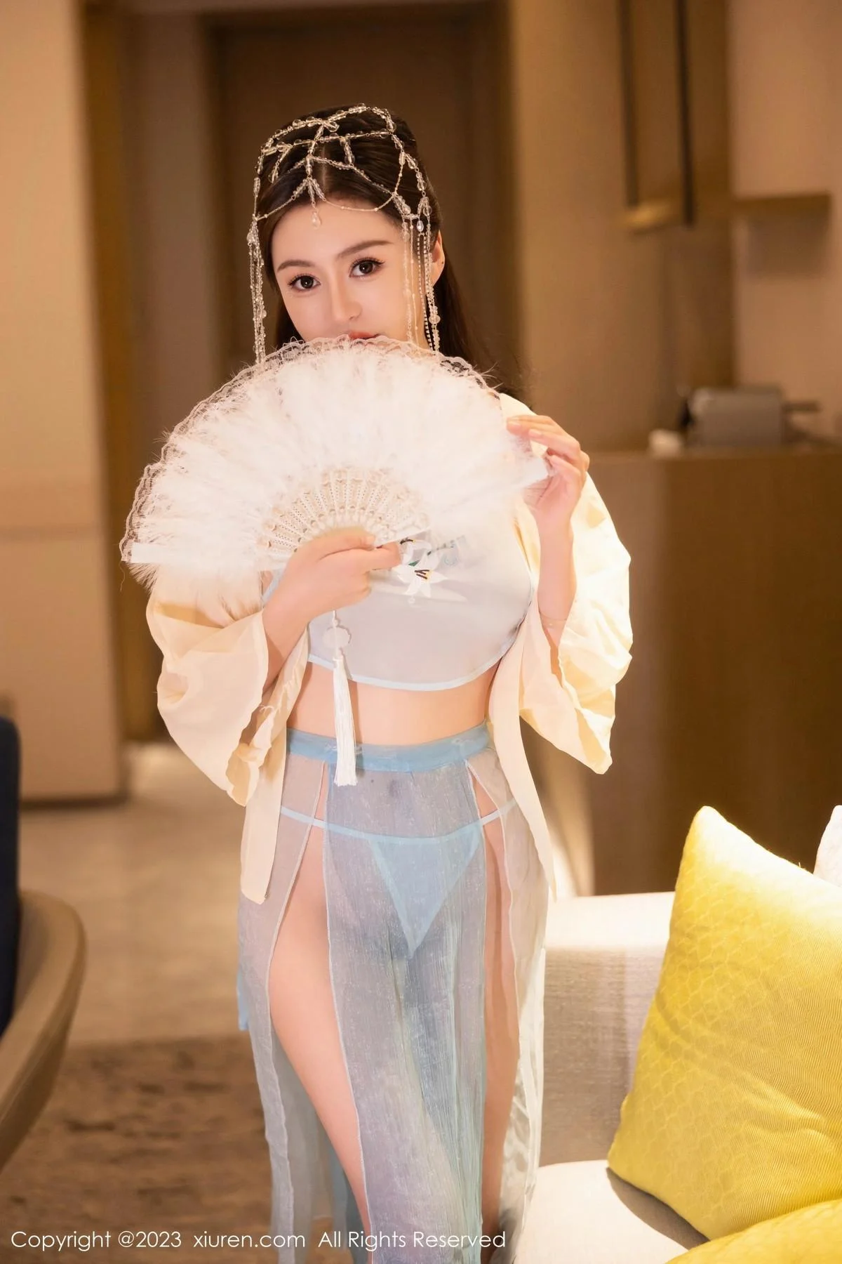 唐宁宁私房浴室性感浅色薄纱古装服饰秀丰腴身姿绝美写真 第 6 张