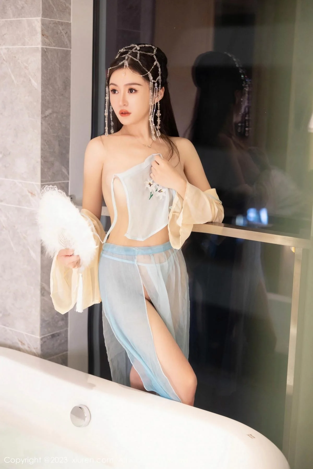 唐宁宁私房浴室性感浅色薄纱古装服饰秀丰腴身姿绝美写真 第 62 张