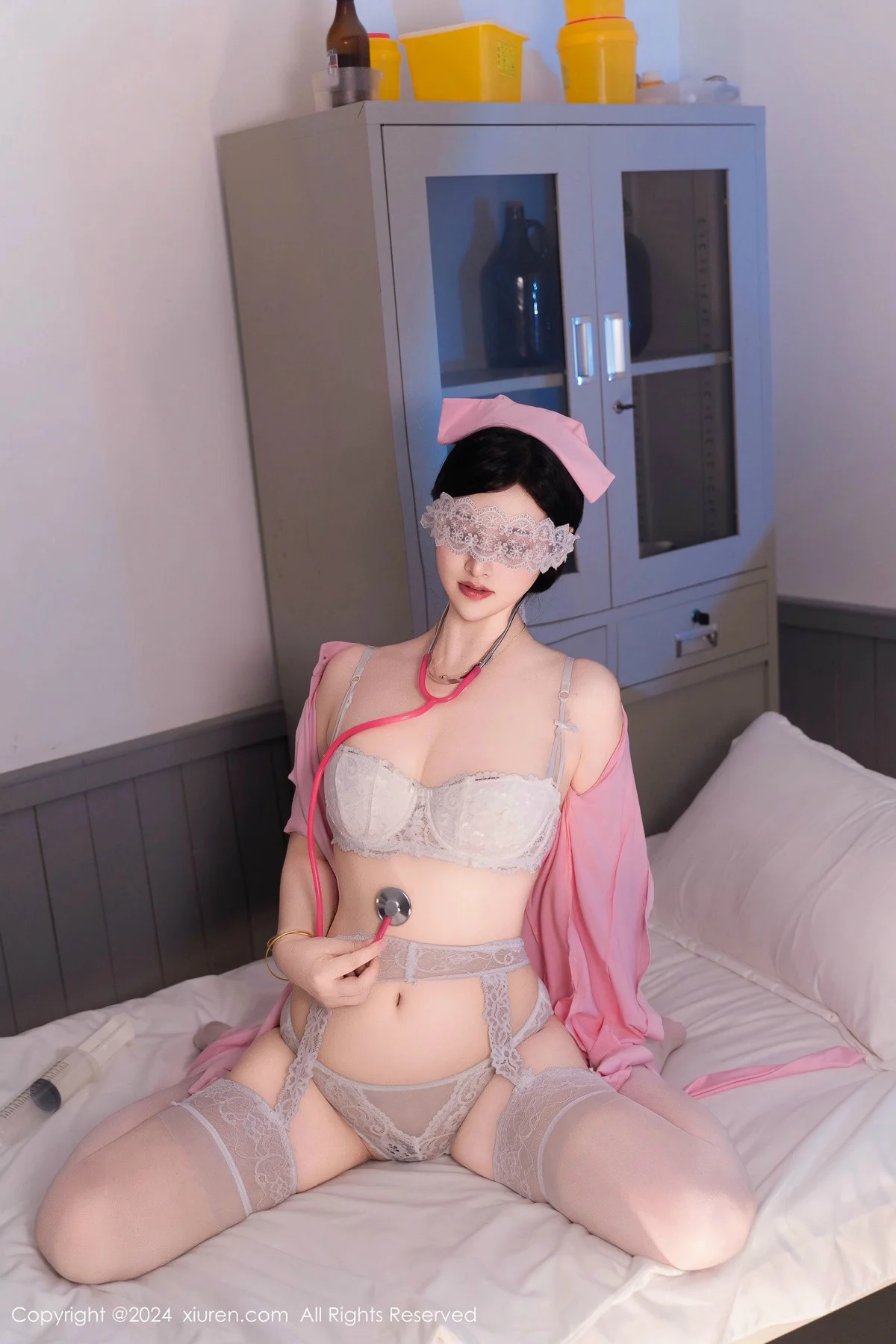 诗诗kiki性感黑色情趣内衣配黑丝吊袜秀曼妙身姿绝美写真 第 206 张