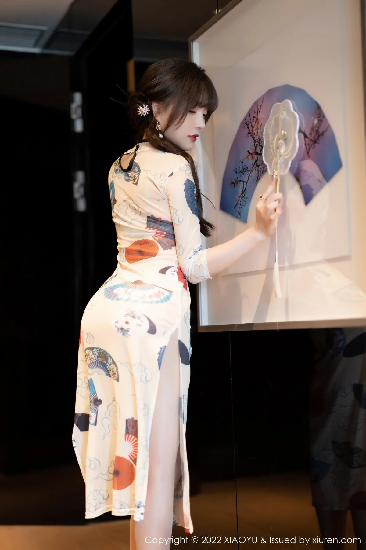 芝芝Booty白色轻透旗袍露蕾丝内衣无内肉丝完美绝美写真 第 13 张