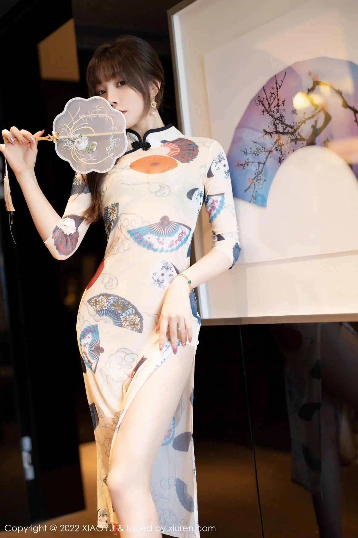芝芝Booty白色轻透旗袍露蕾丝内衣无内肉丝完美绝美写真 第 19 张