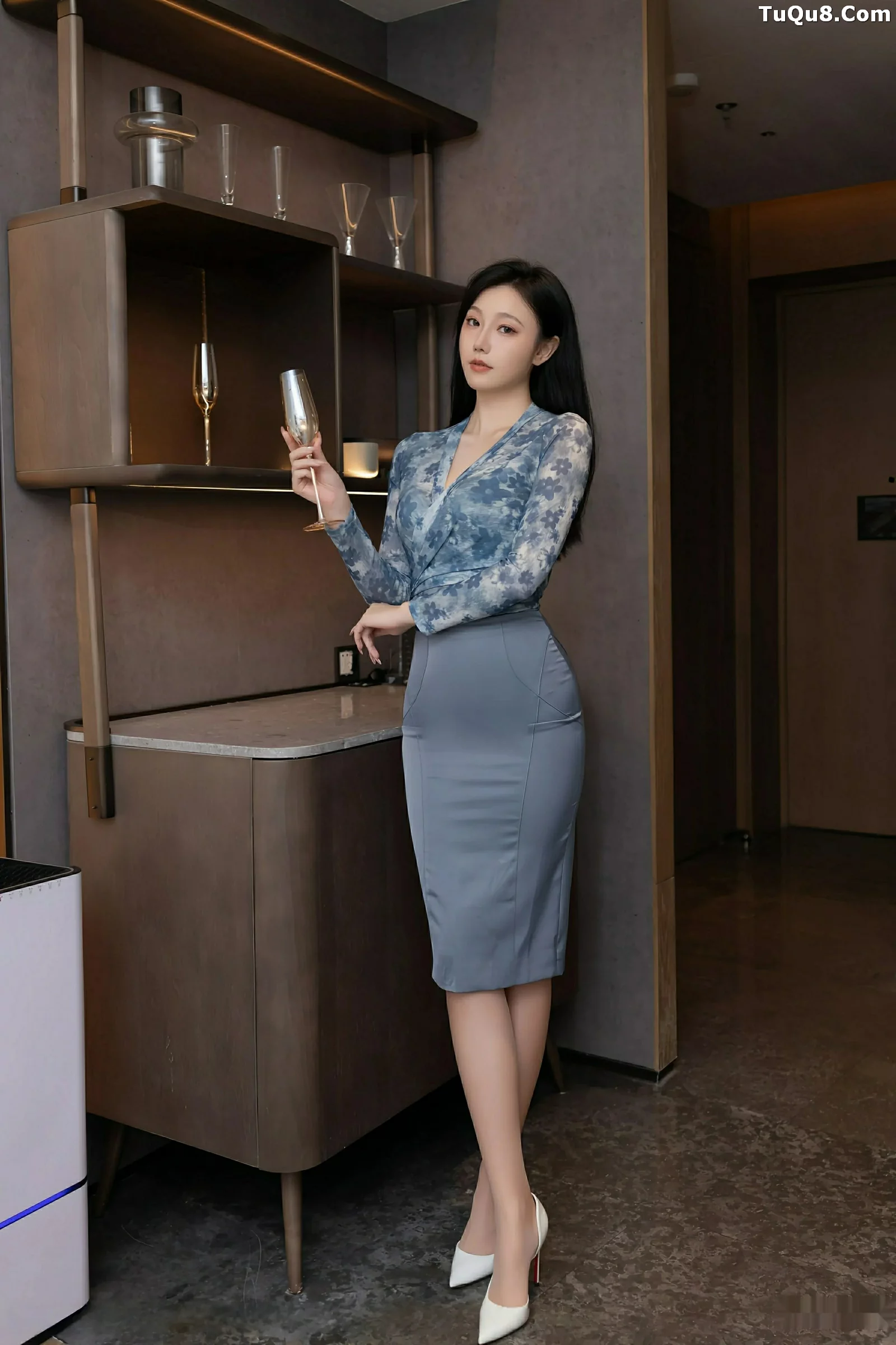 安然anran性感灰色套装露灰色内衣配开档肉丝秀美腿绝美写真 第 17 张
