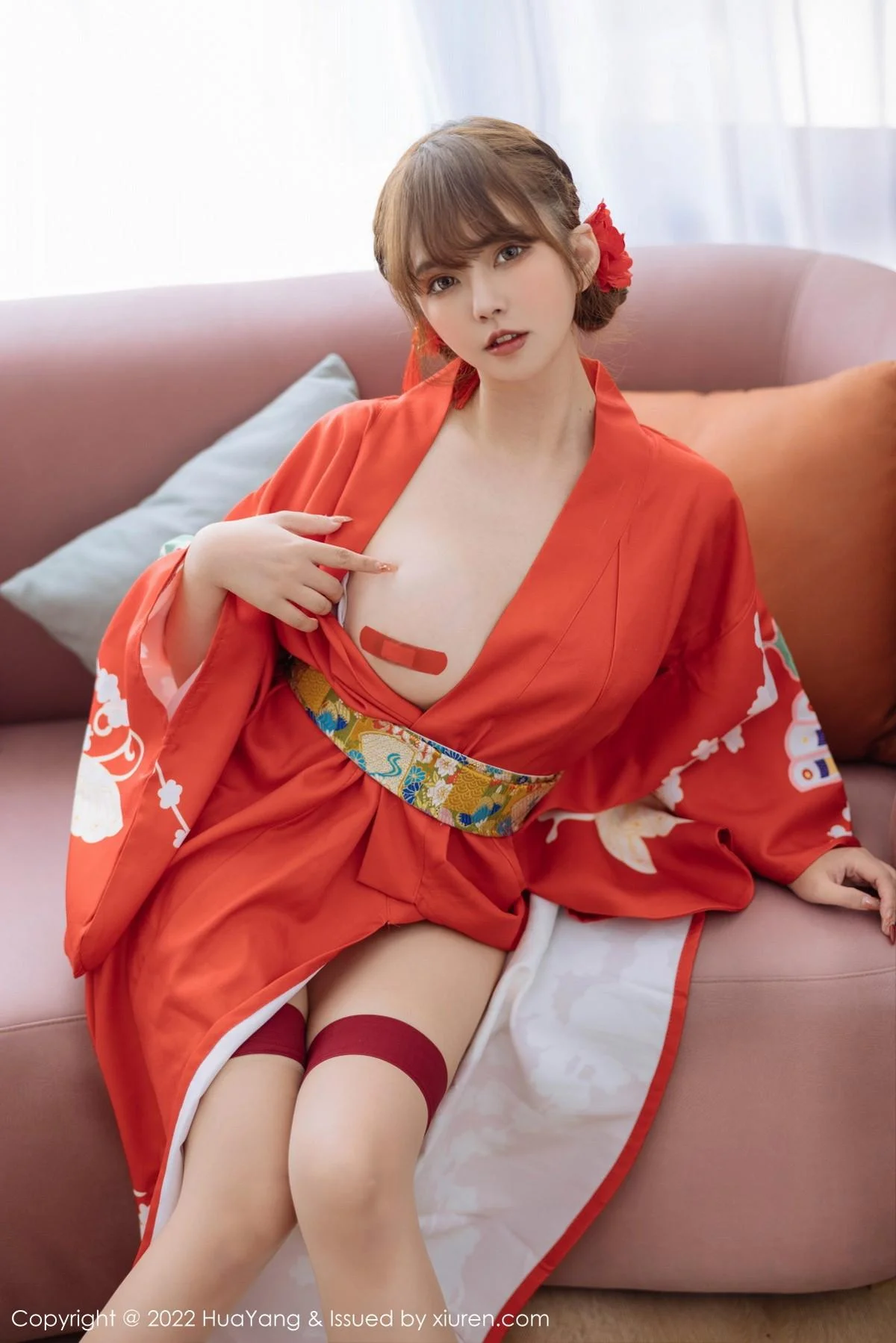 张思允Nice西双版纳旅拍红色真空和服半脱露豪乳绝美写真 第 11 张