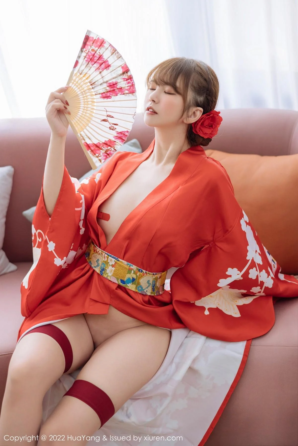 张思允Nice西双版纳旅拍红色真空和服半脱露豪乳绝美写真 第 14 张